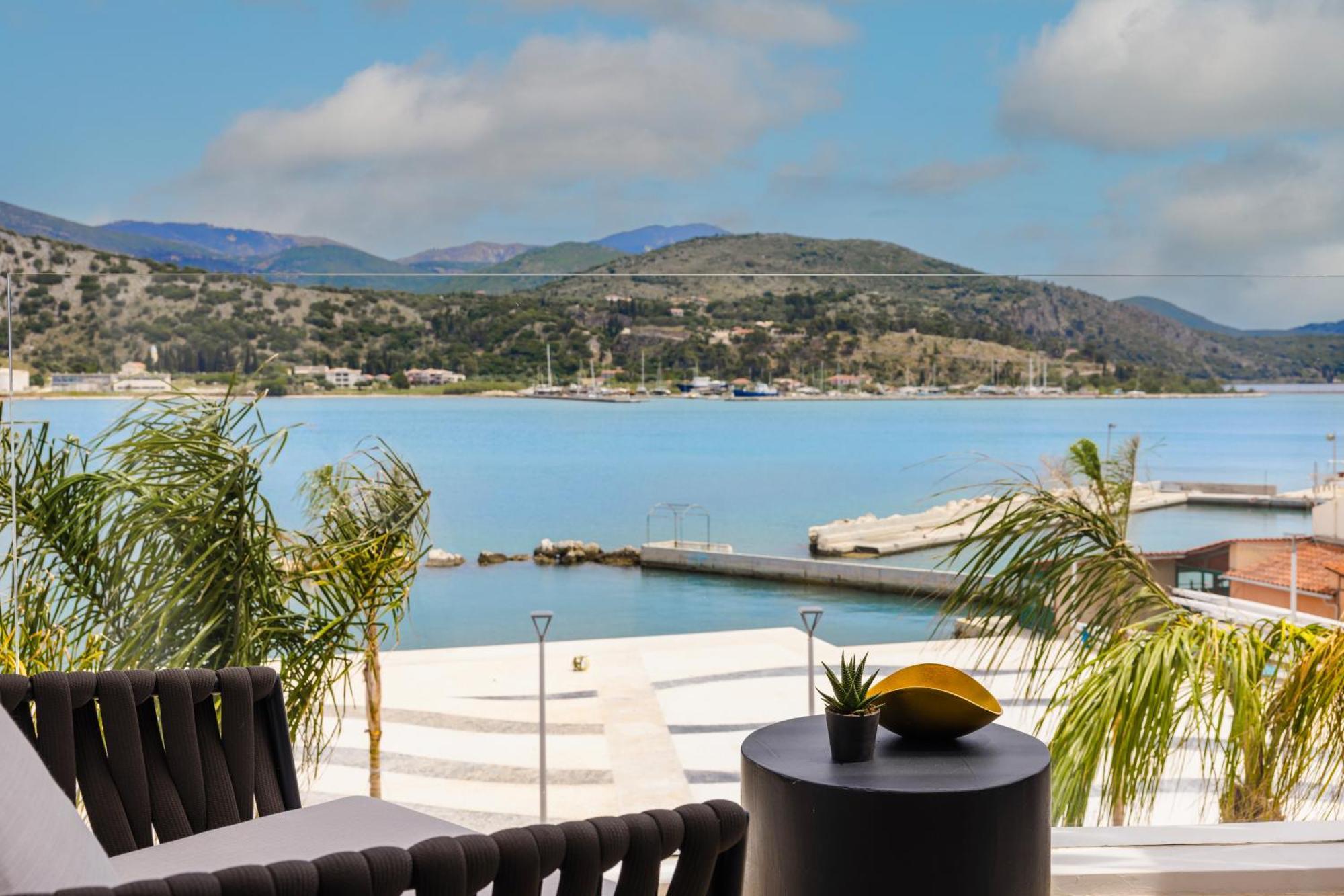 Luxury Room with Sea View