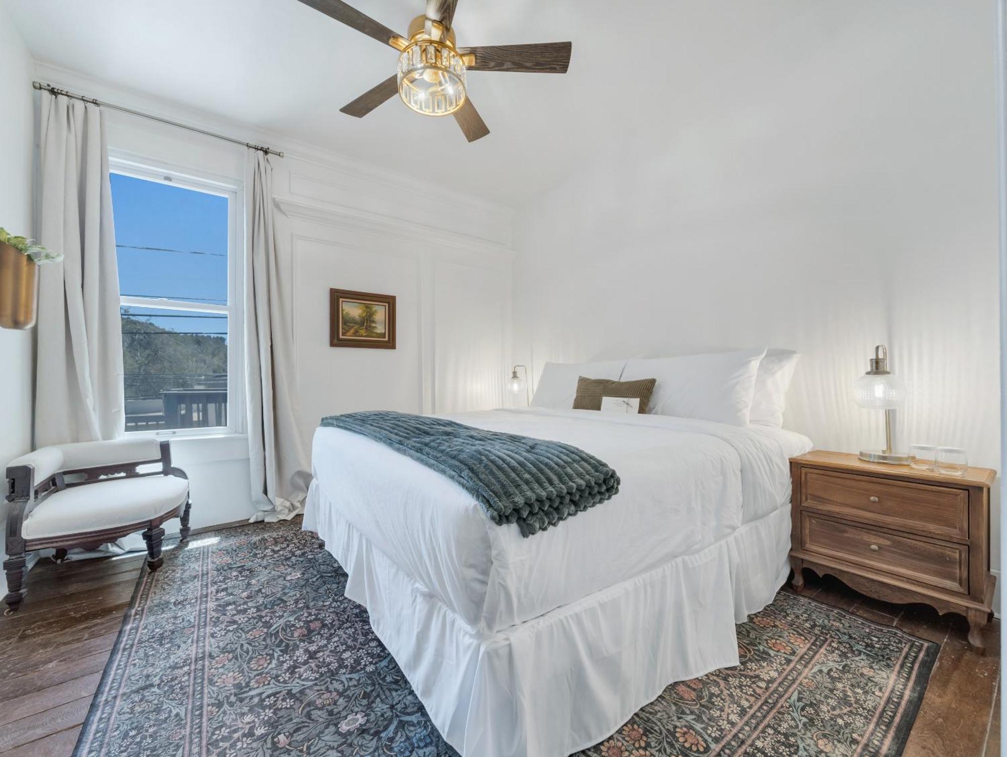 Deluxe Family Suite,1586390157:JPEG