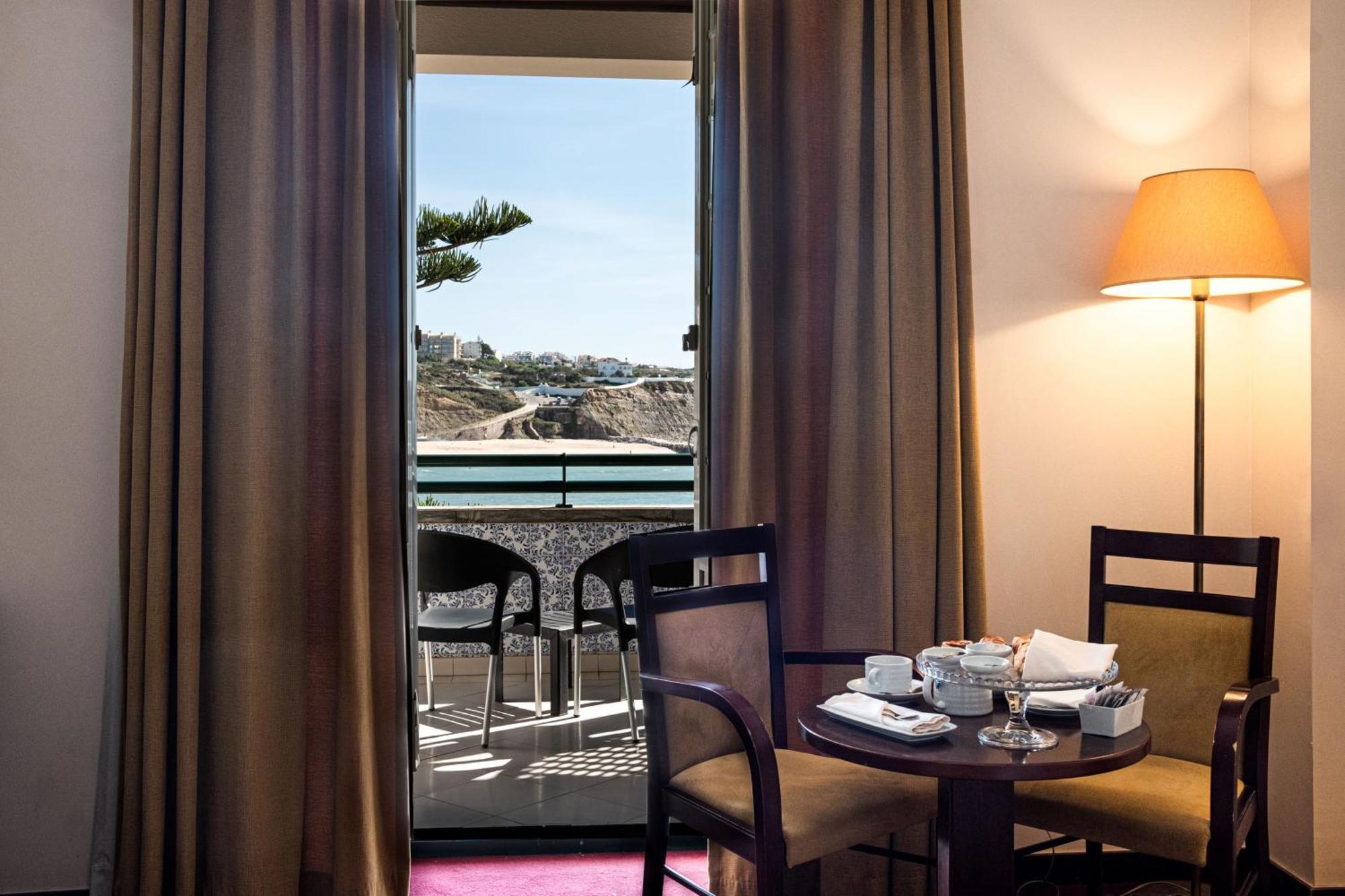 Chambre Lits Jumeaux avec Balcon - Vue sur Mer