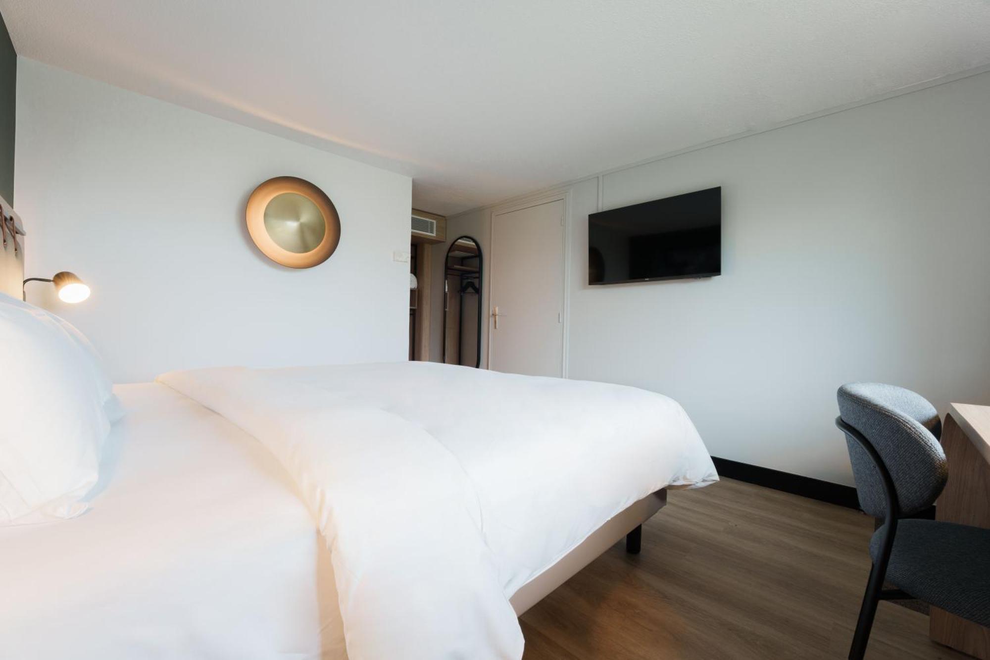 Chambre Standard - 1 Lit Queen-Size