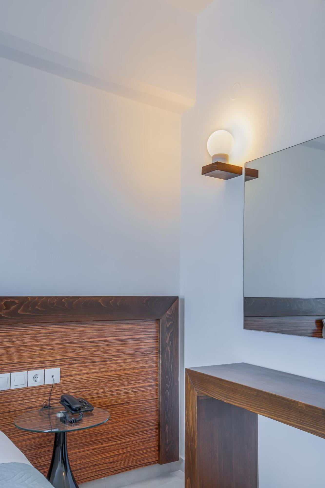 Standard Twin or Double Room
