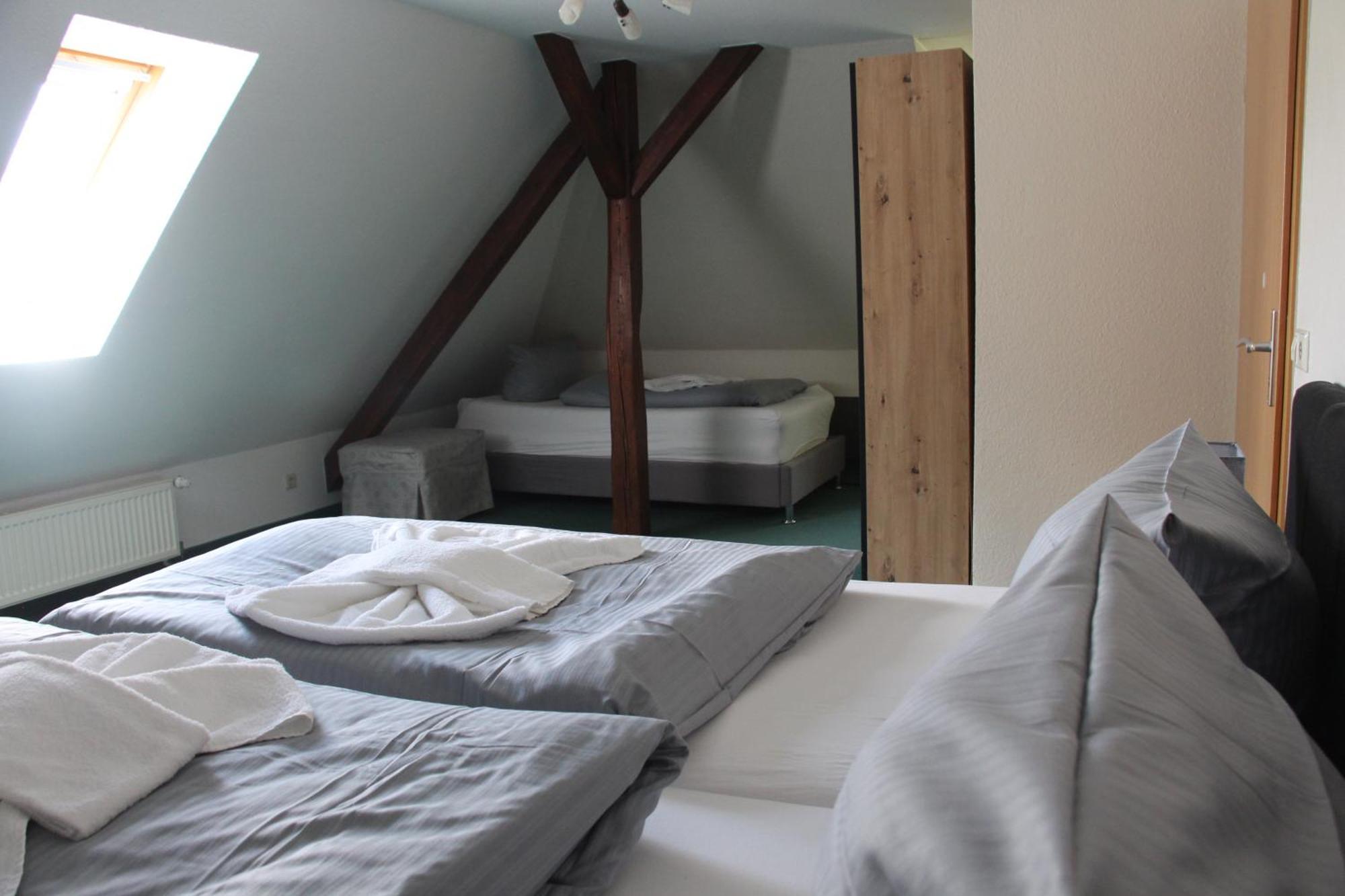 Standard Apartment,1586844345:JPEG