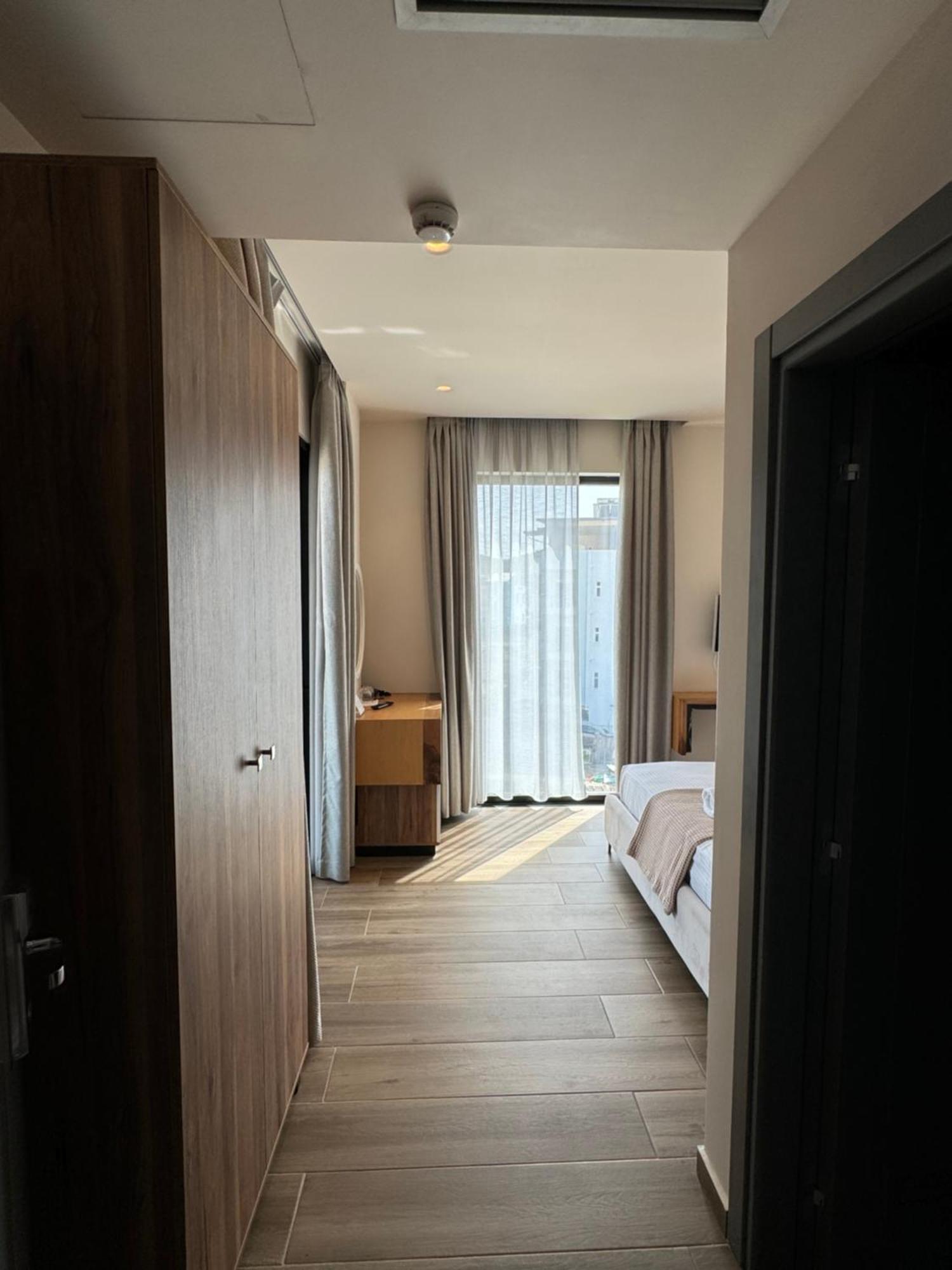 Double Room Pool View