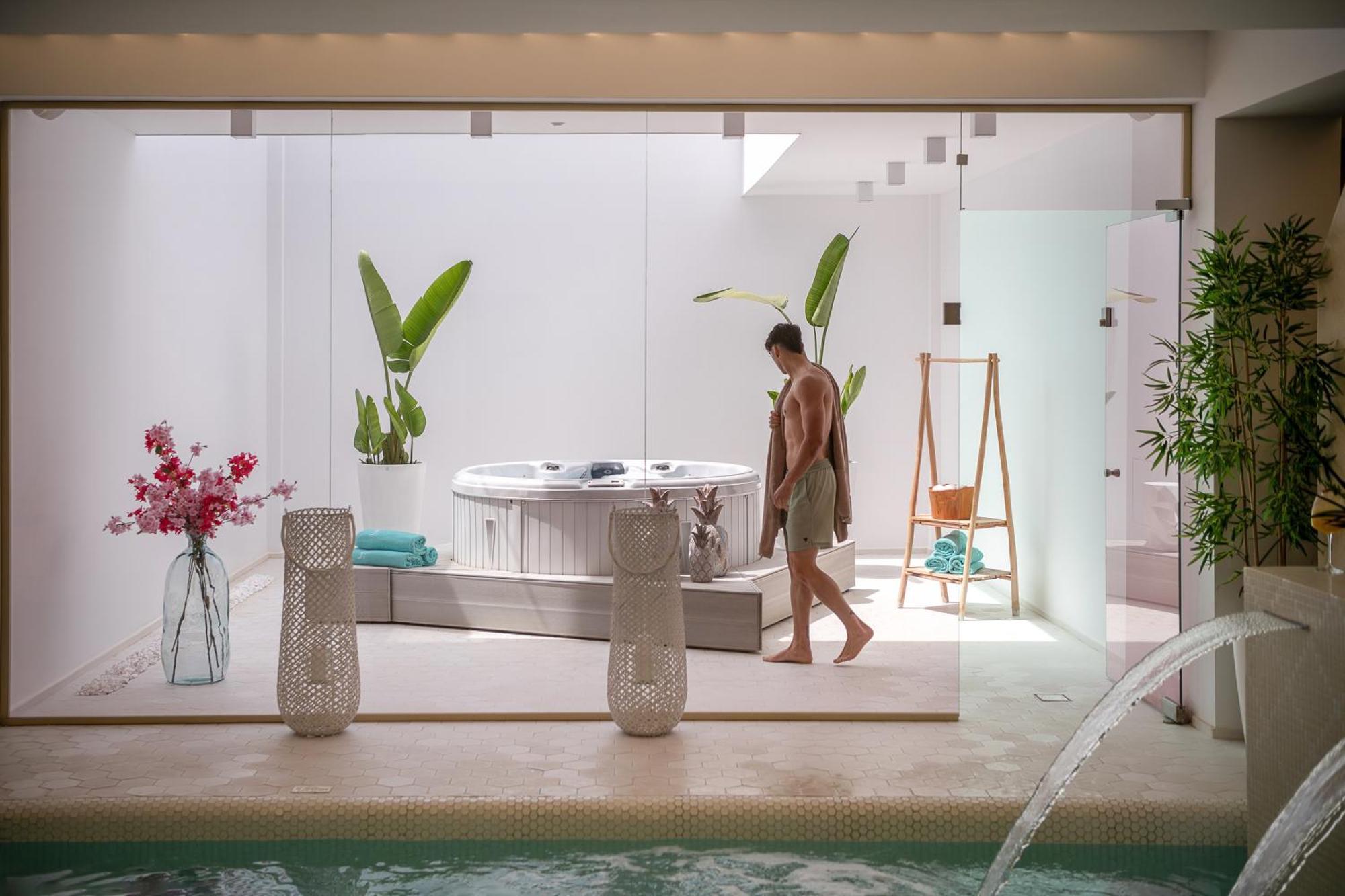 Superior Suite Sea View Private Pool