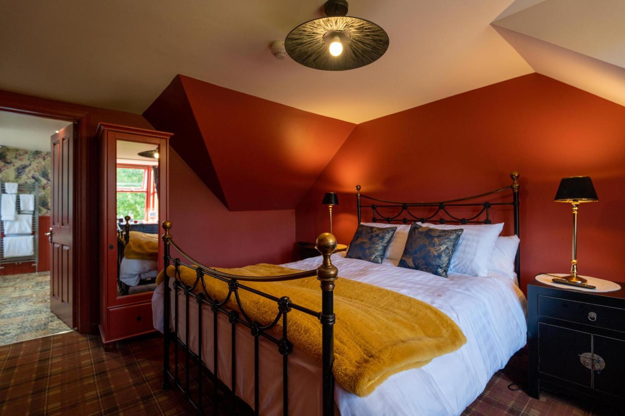 Large Double Room