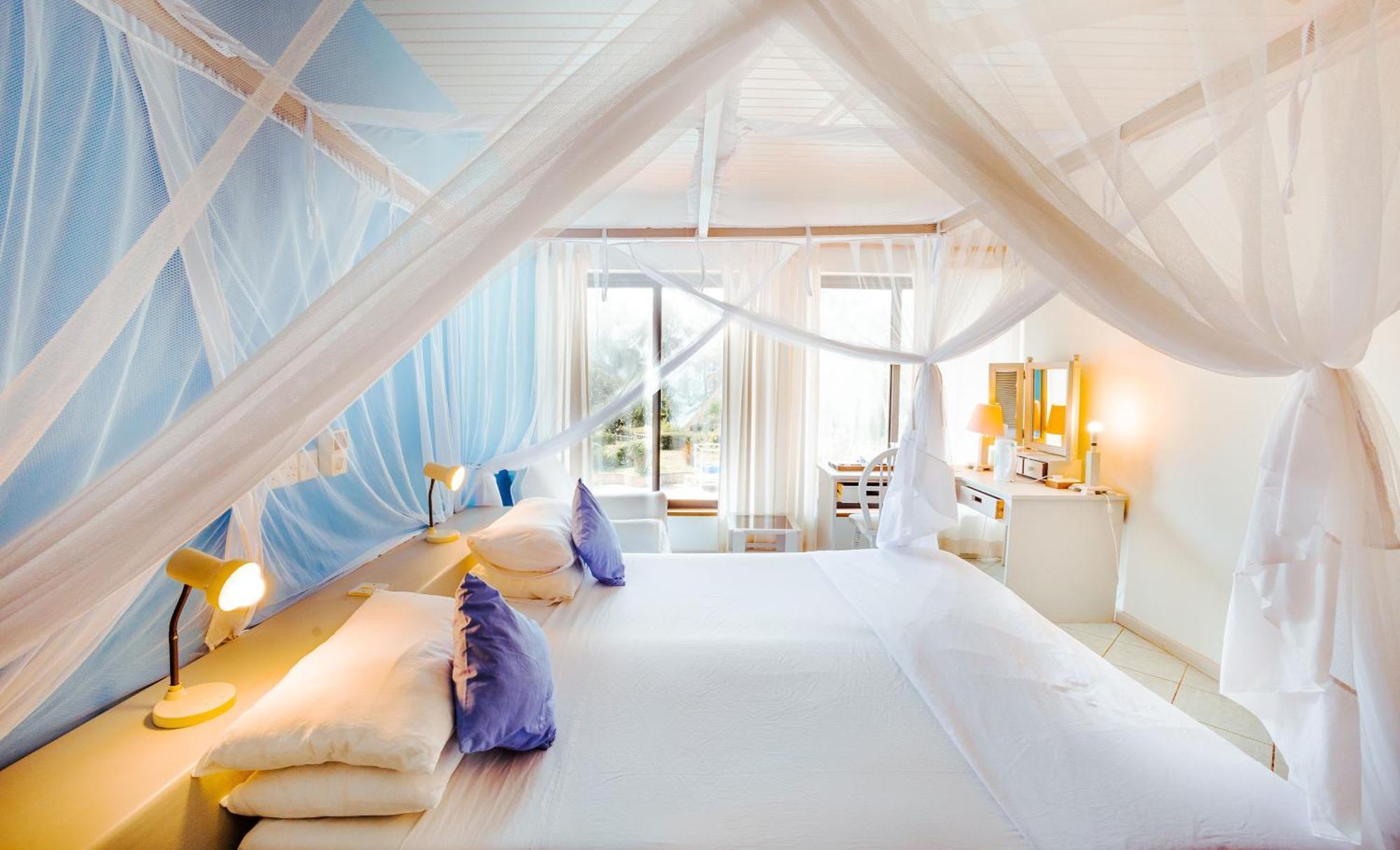Deluxe Room with Seaview and A/C