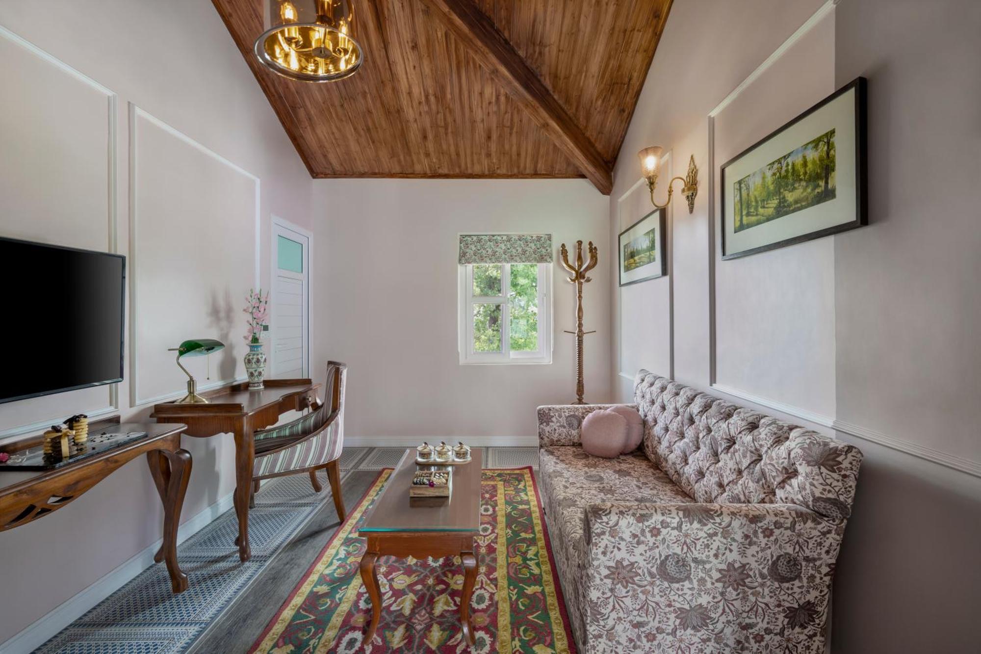 Executive Club Suite With Private Balcony