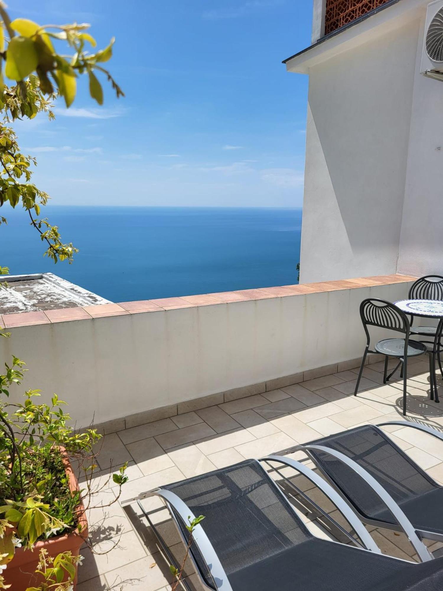 Triple Room with Terrace