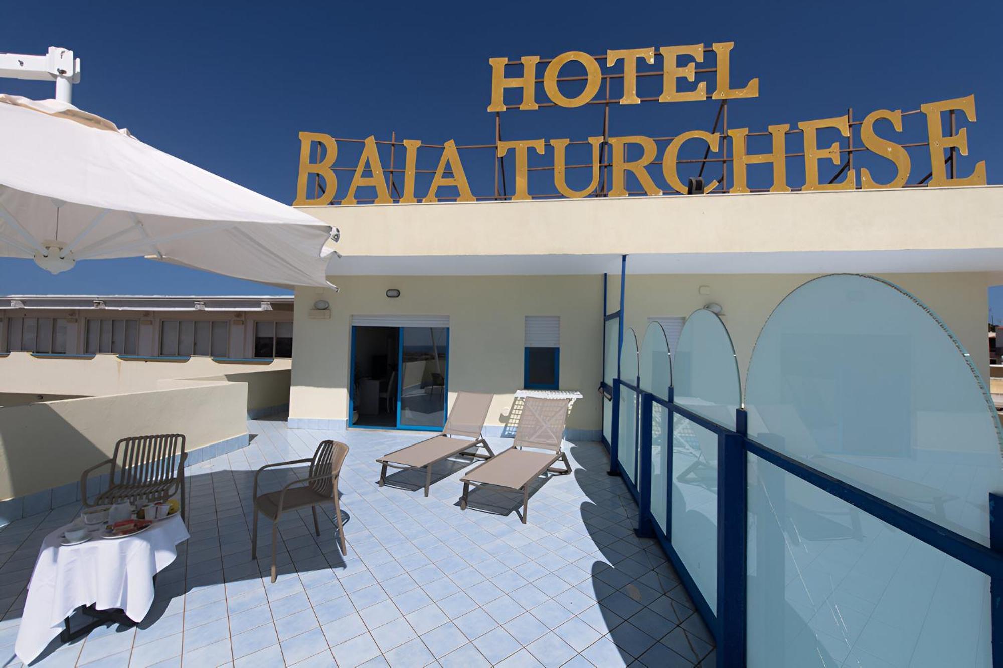 Deluxe Suite with Sea View