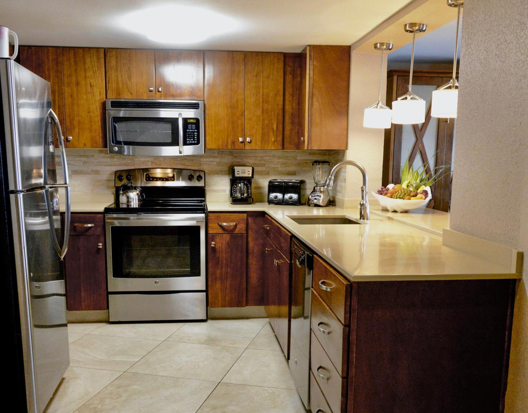 Deluxe One-Bedroom Suite Ocean Front Fully Equipped Kitchen,1587515737:JPEG