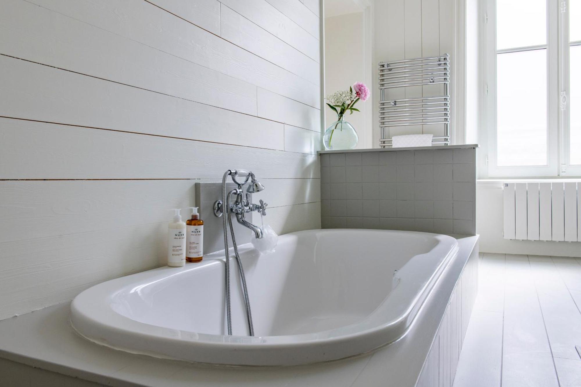 Signature Suite,1588019732:JPEG