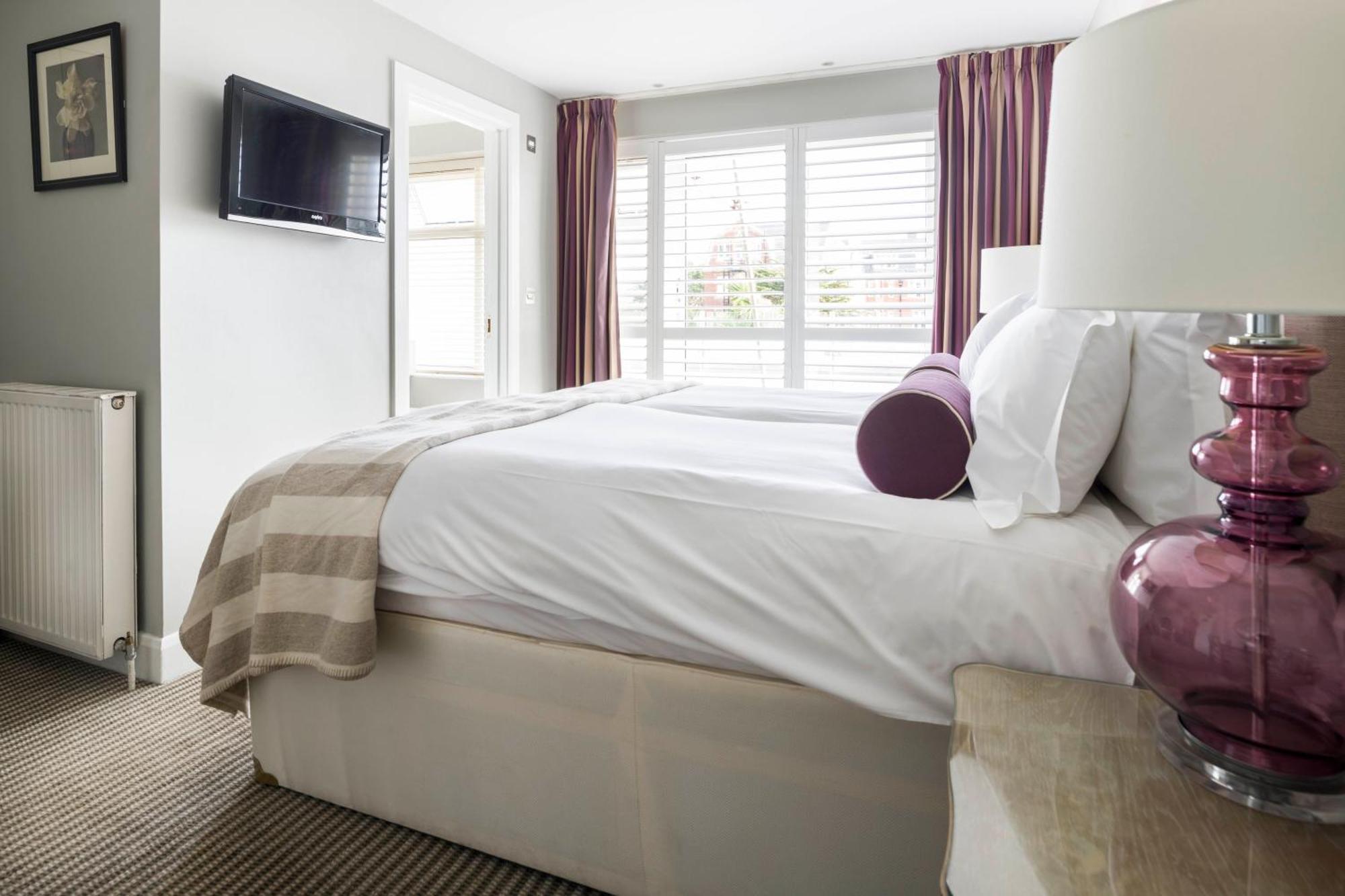 Cosy Double Inland View