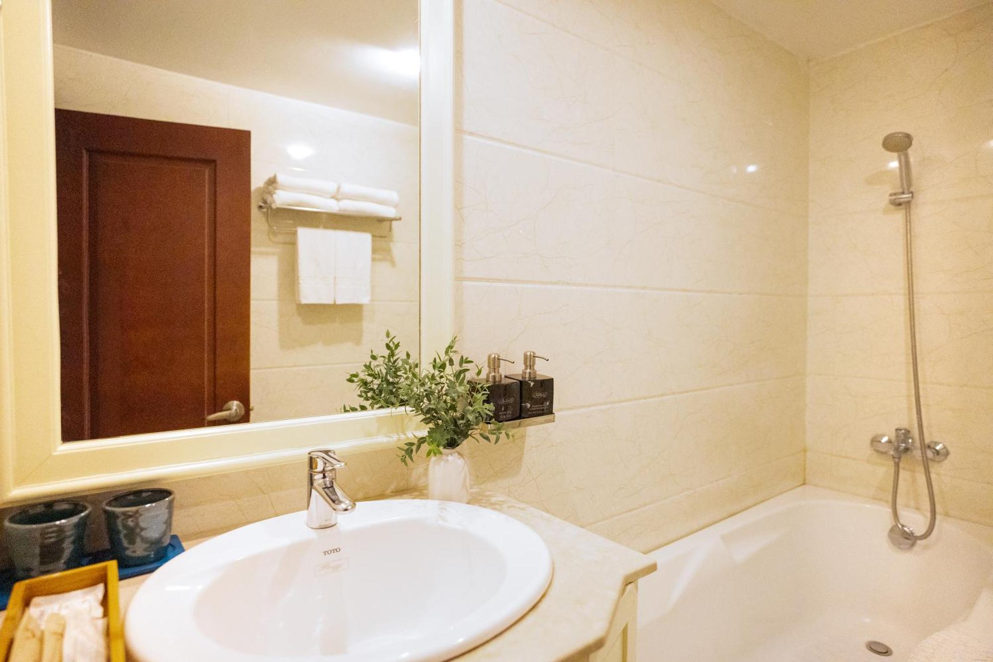 Superior Double Bed Internal Window 30 Mins Foot Massage