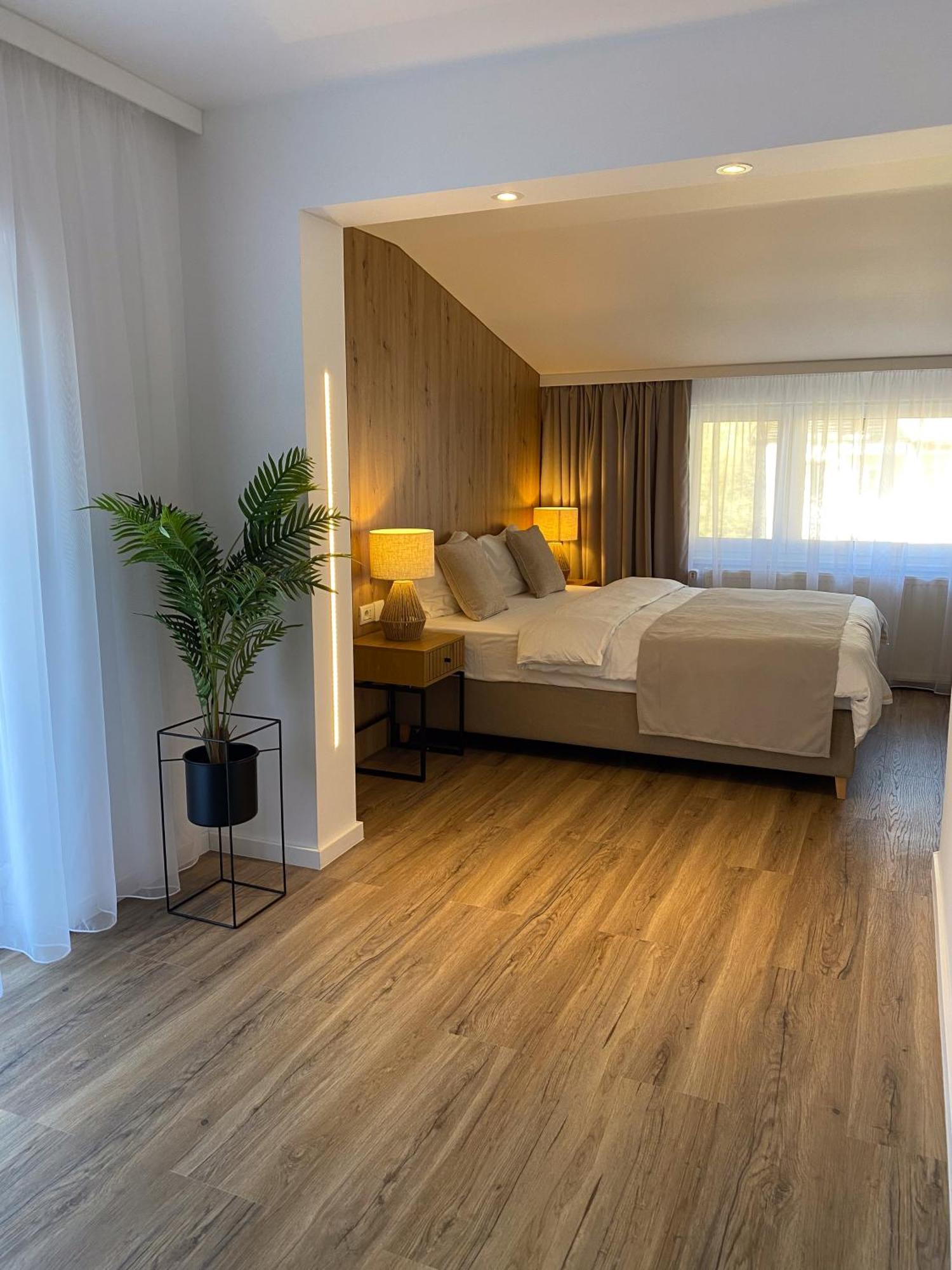 Superior Double Room with Balcony,1588114480:JPEG