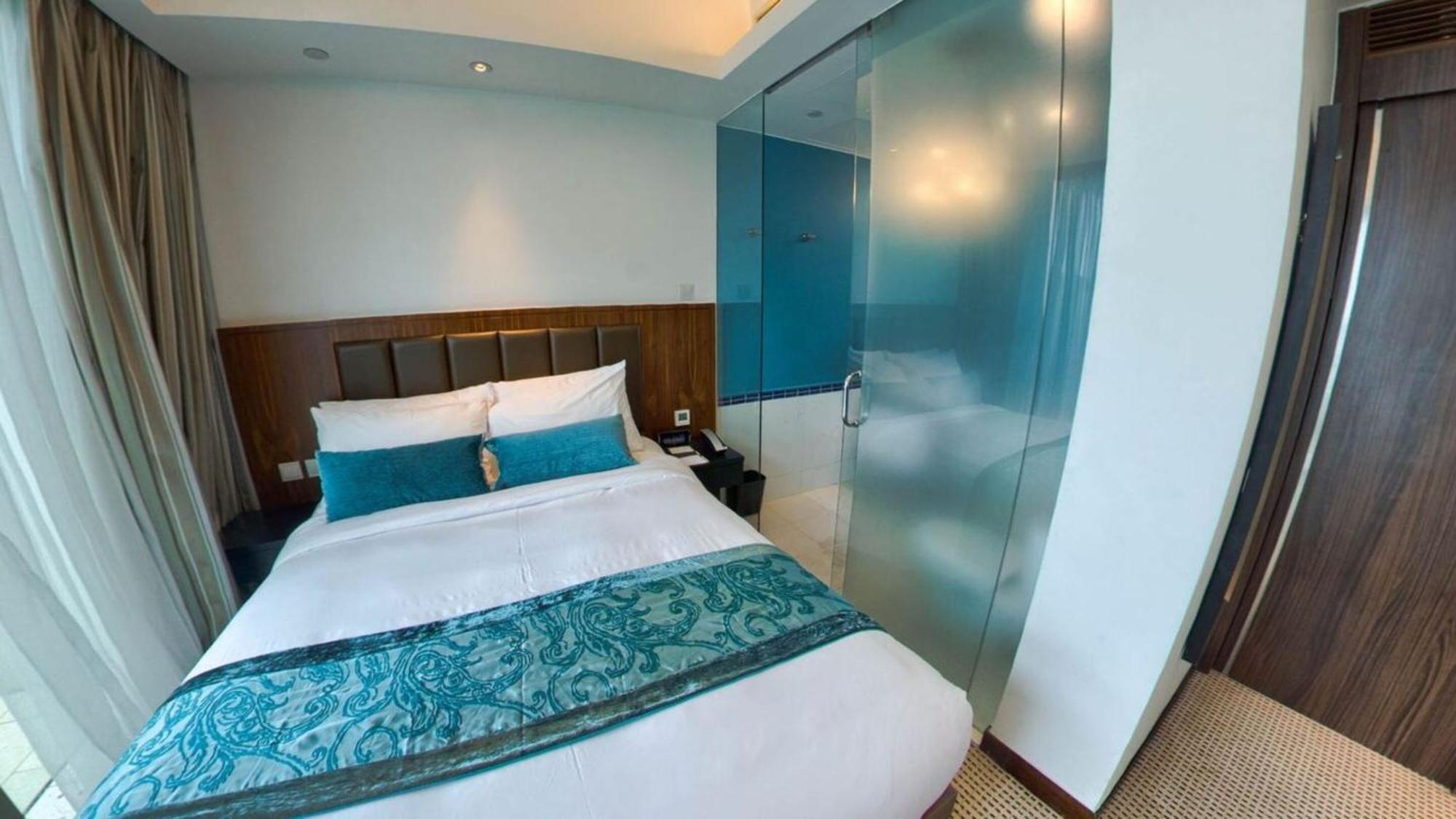 Two-Bedroom Suite Ocean View