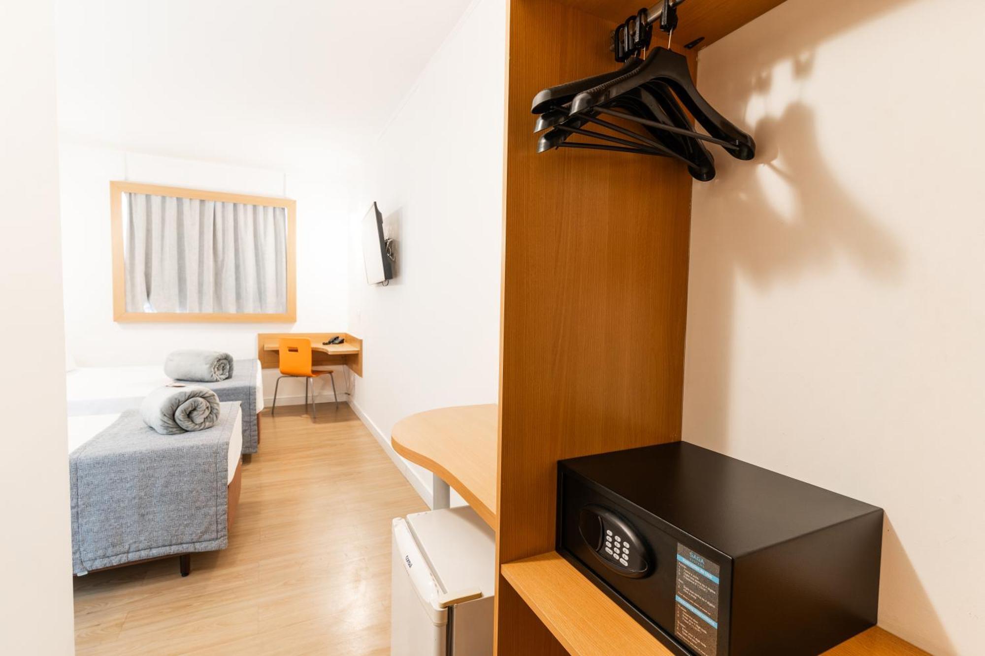Superior Triple Room with 3 Twin Beds,1588157950:JPEG