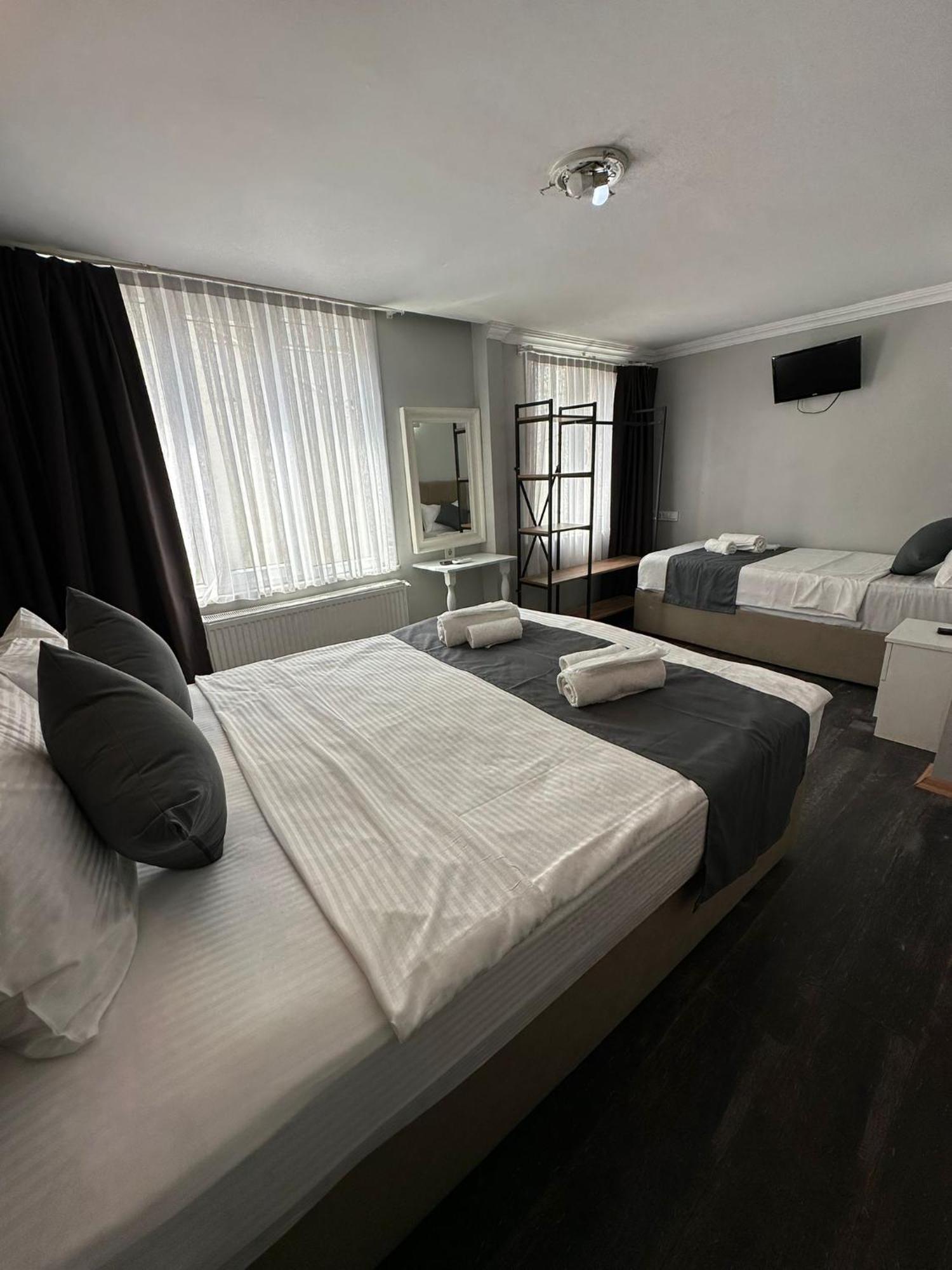 Standard Triple Room,1588160130:JPEG