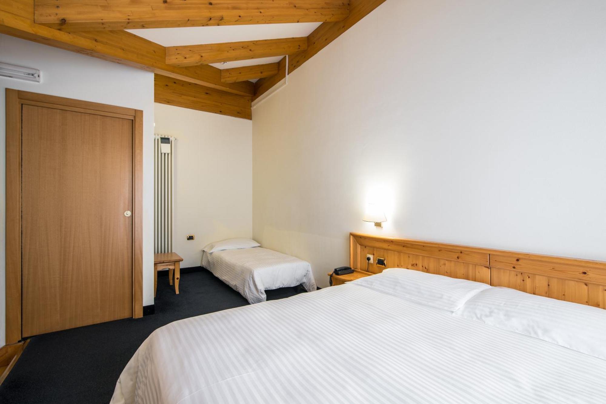 Triple Room with Balcony