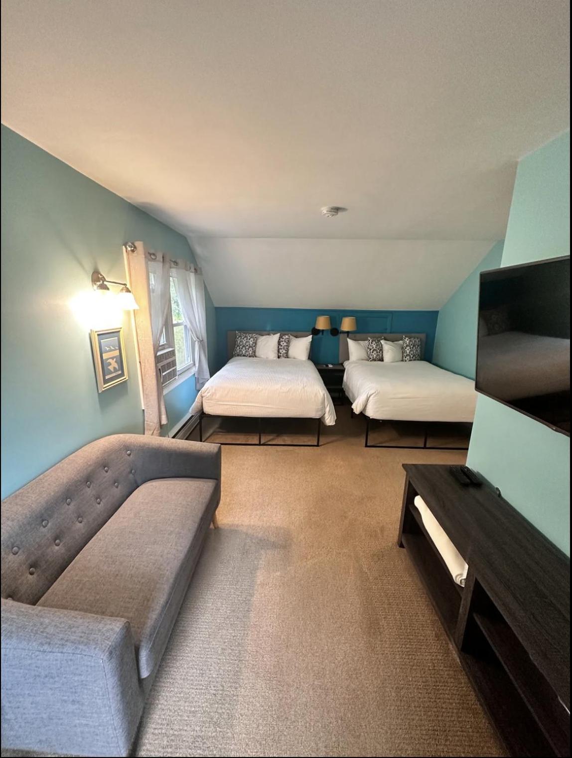 Deluxe Suite,1588177868:JPEG