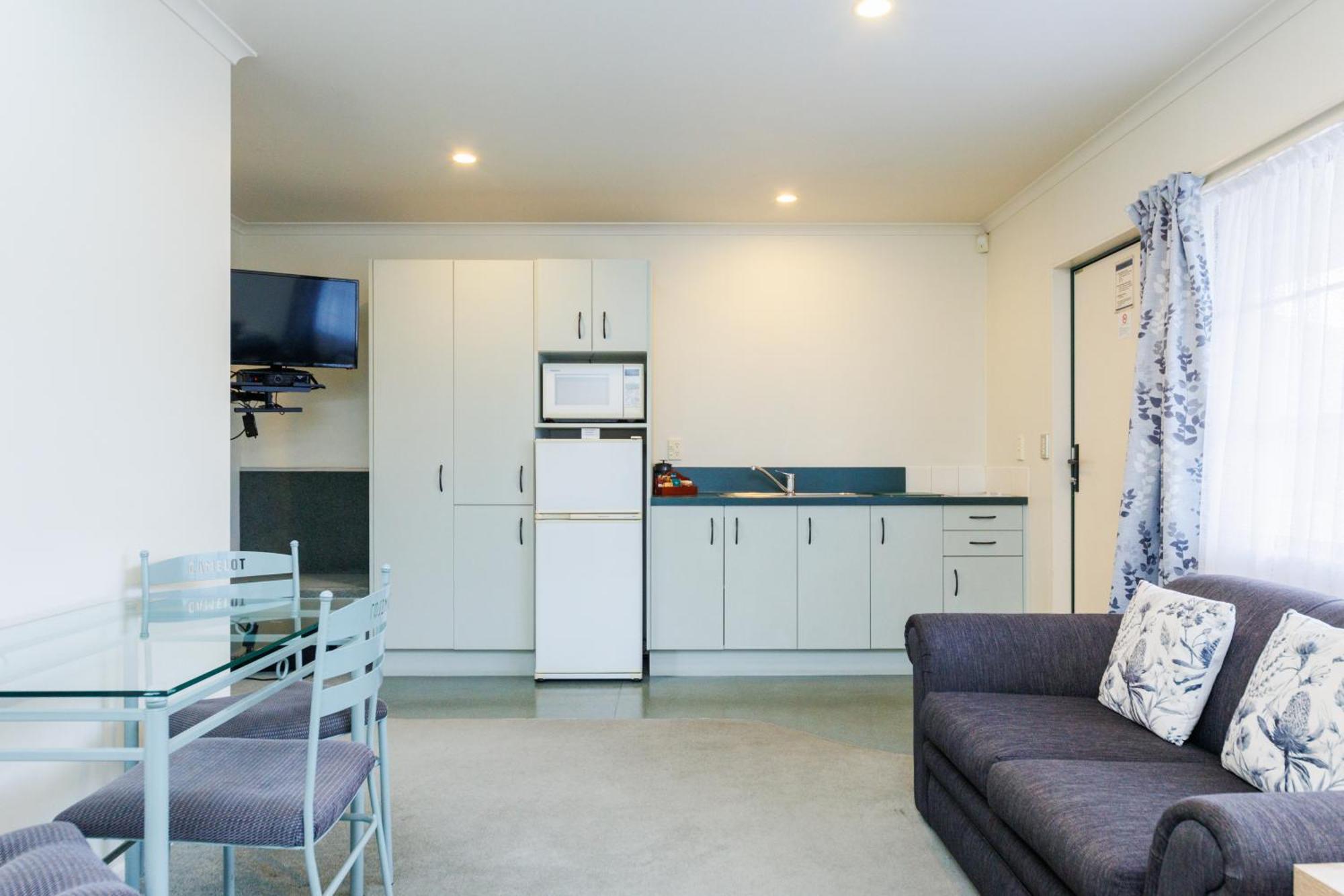 Deluxe Suite with Spa Bath