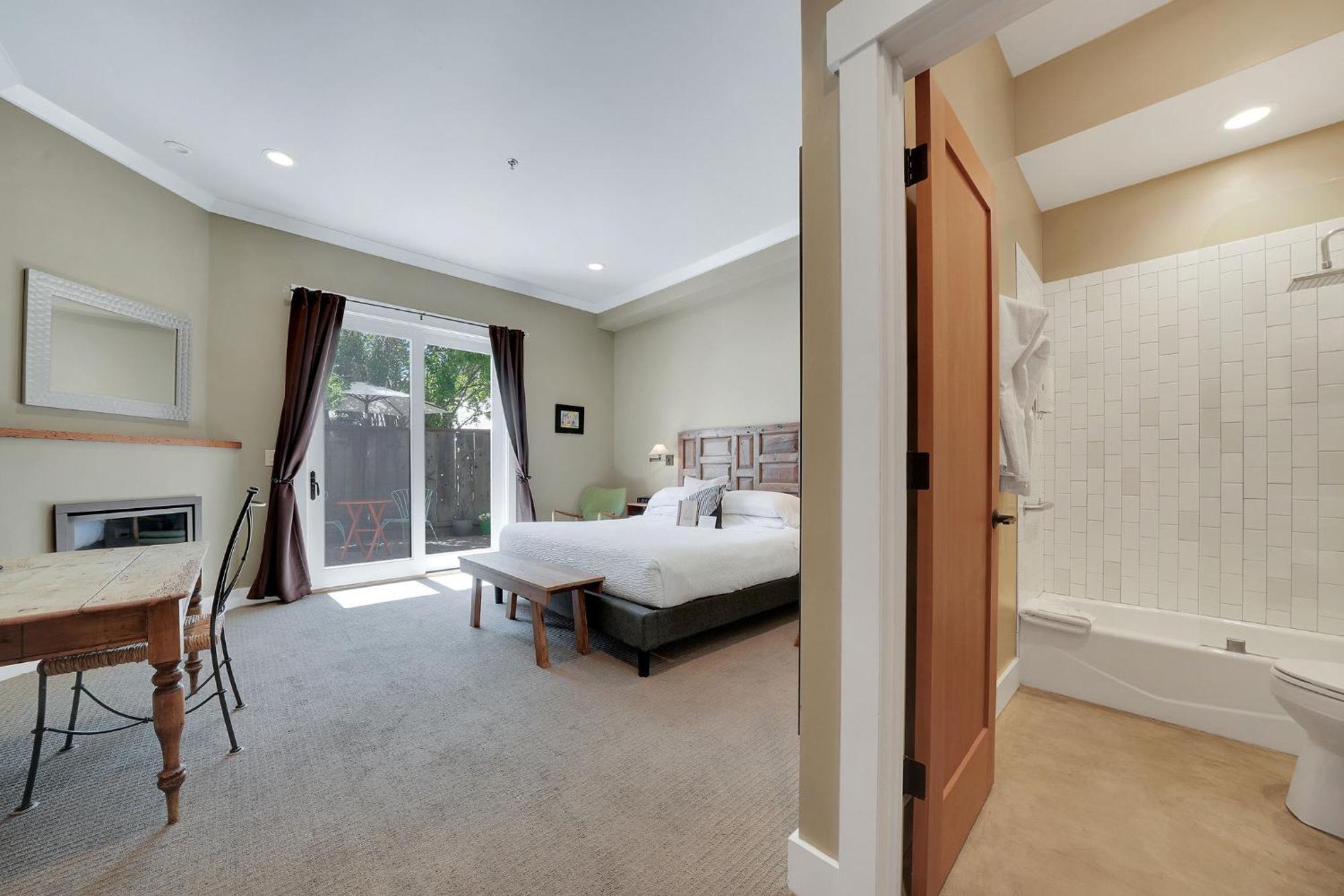 Double Room with Patio