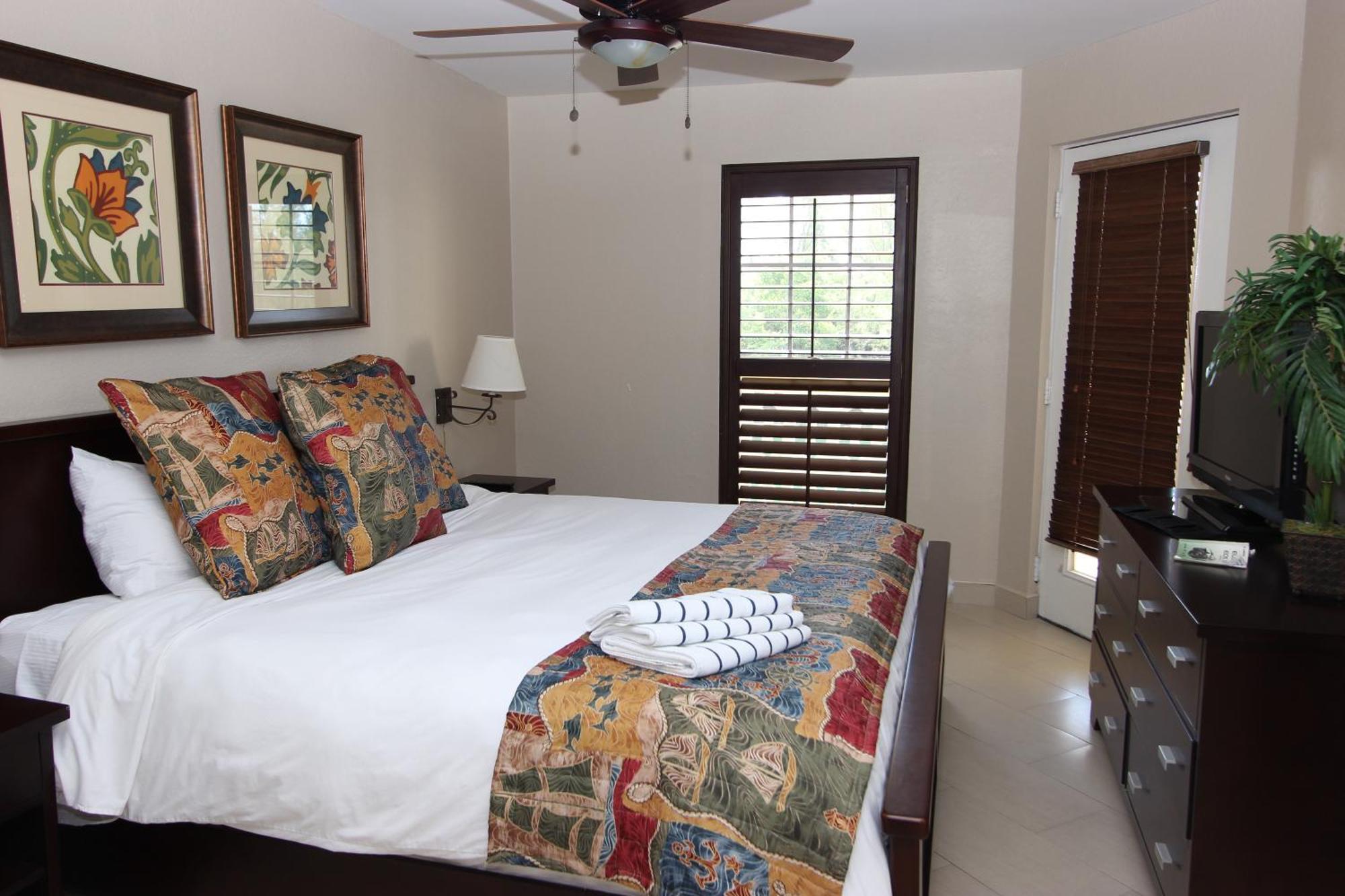 Two-Bedroom Suite Hot Tub