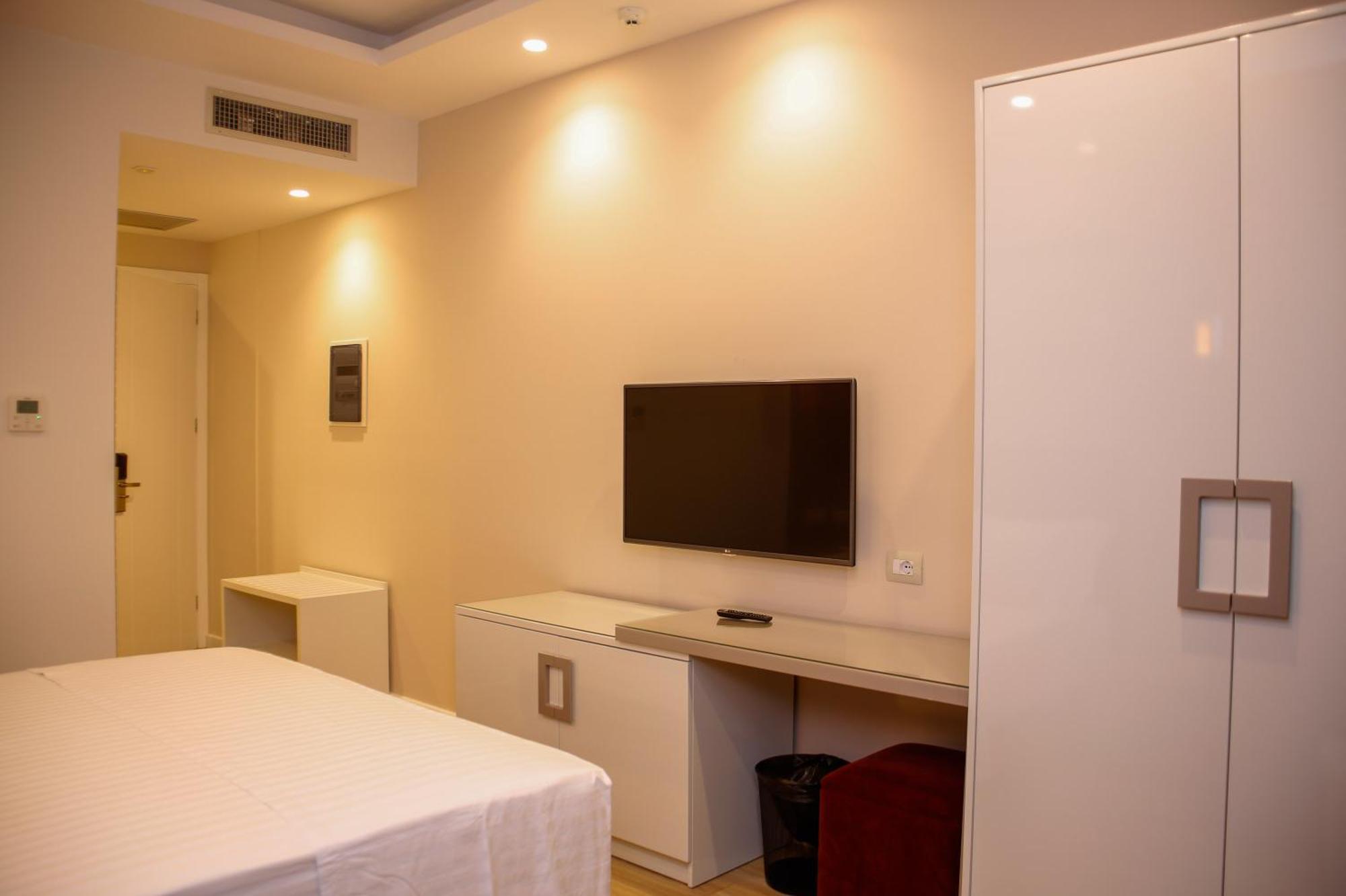 Double or Twin Room Balcony