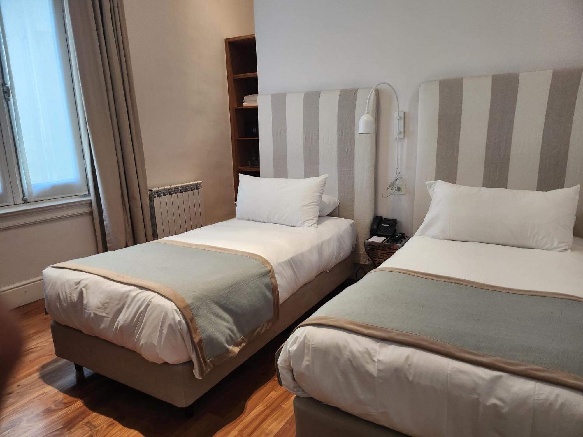 Standard Twin Room