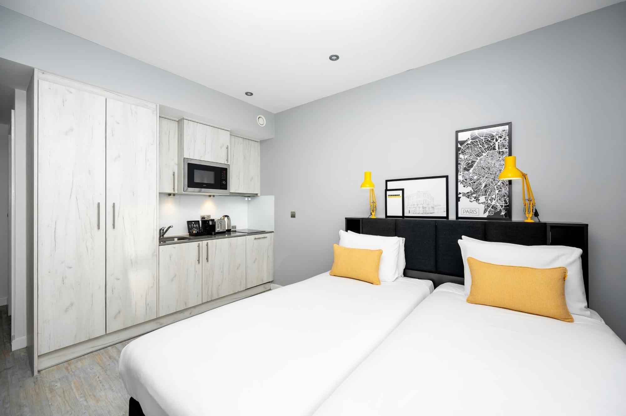 Twin Studio Sleeps 3