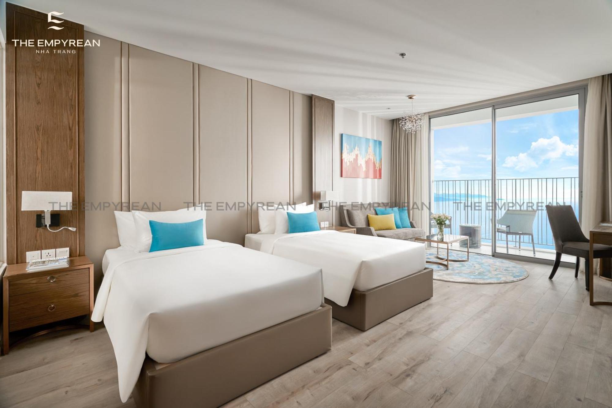 Deluxe Twin Room with Sea View