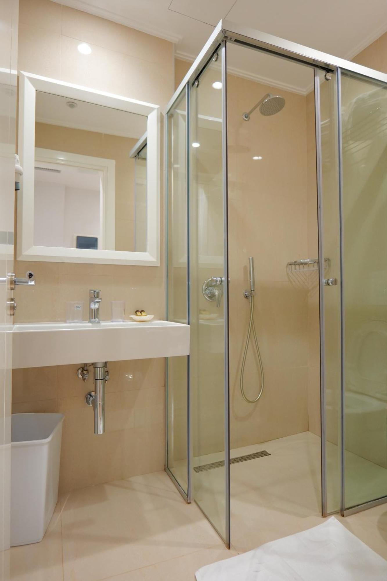 Deluxe Double Room Balcony