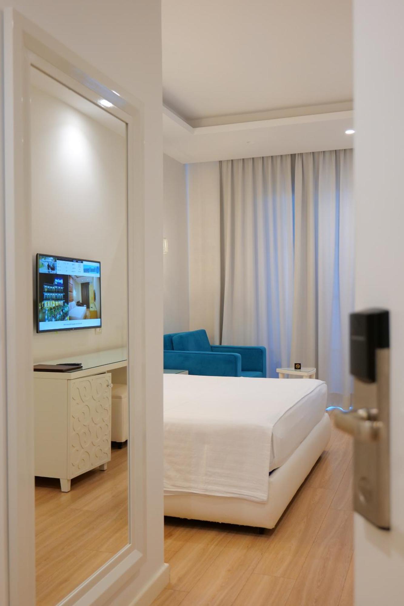 Deluxe Double Room Balcony
