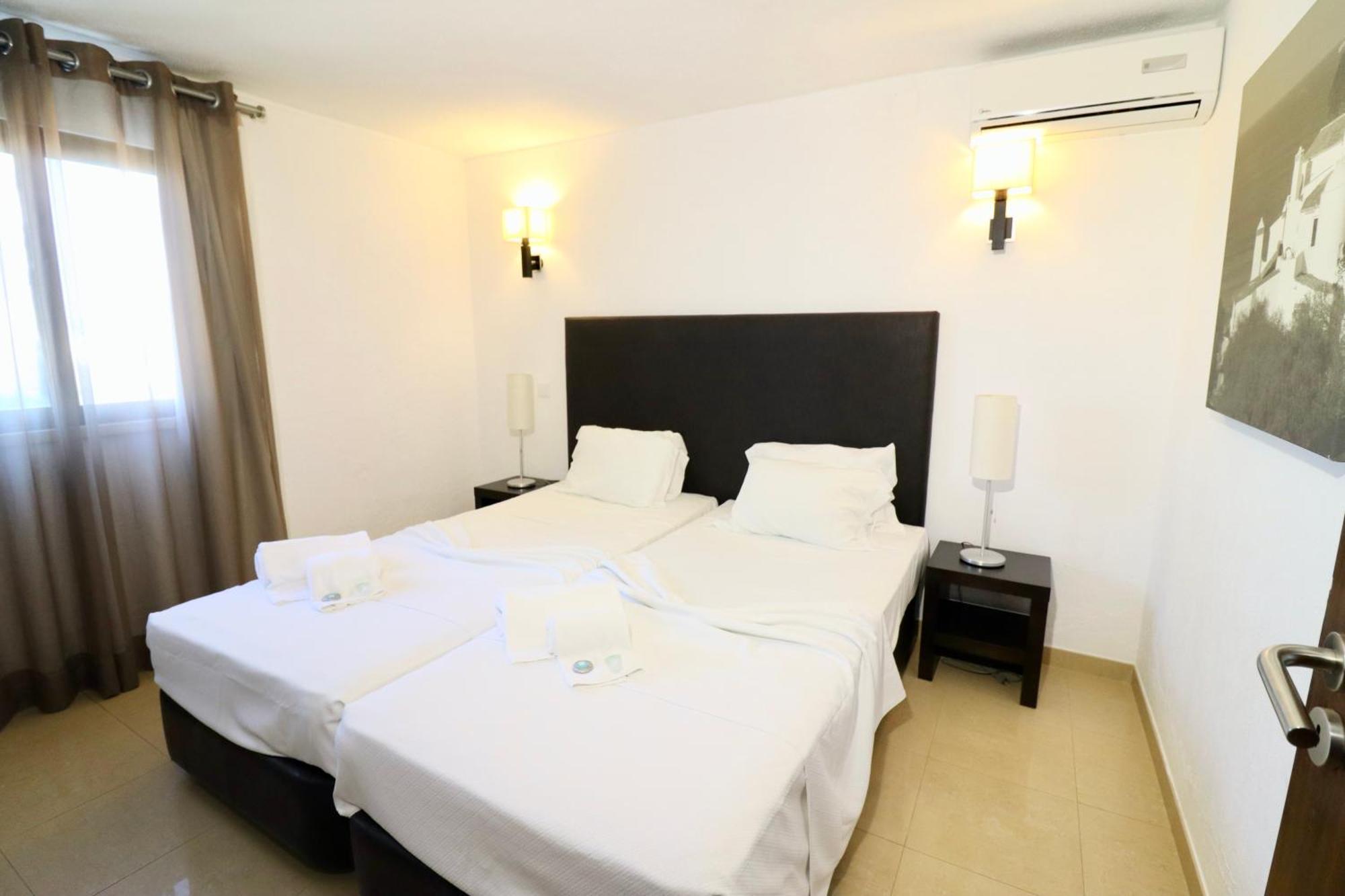 Superior Appartement met 3 Slaapkamers en Uitzicht op de Zee