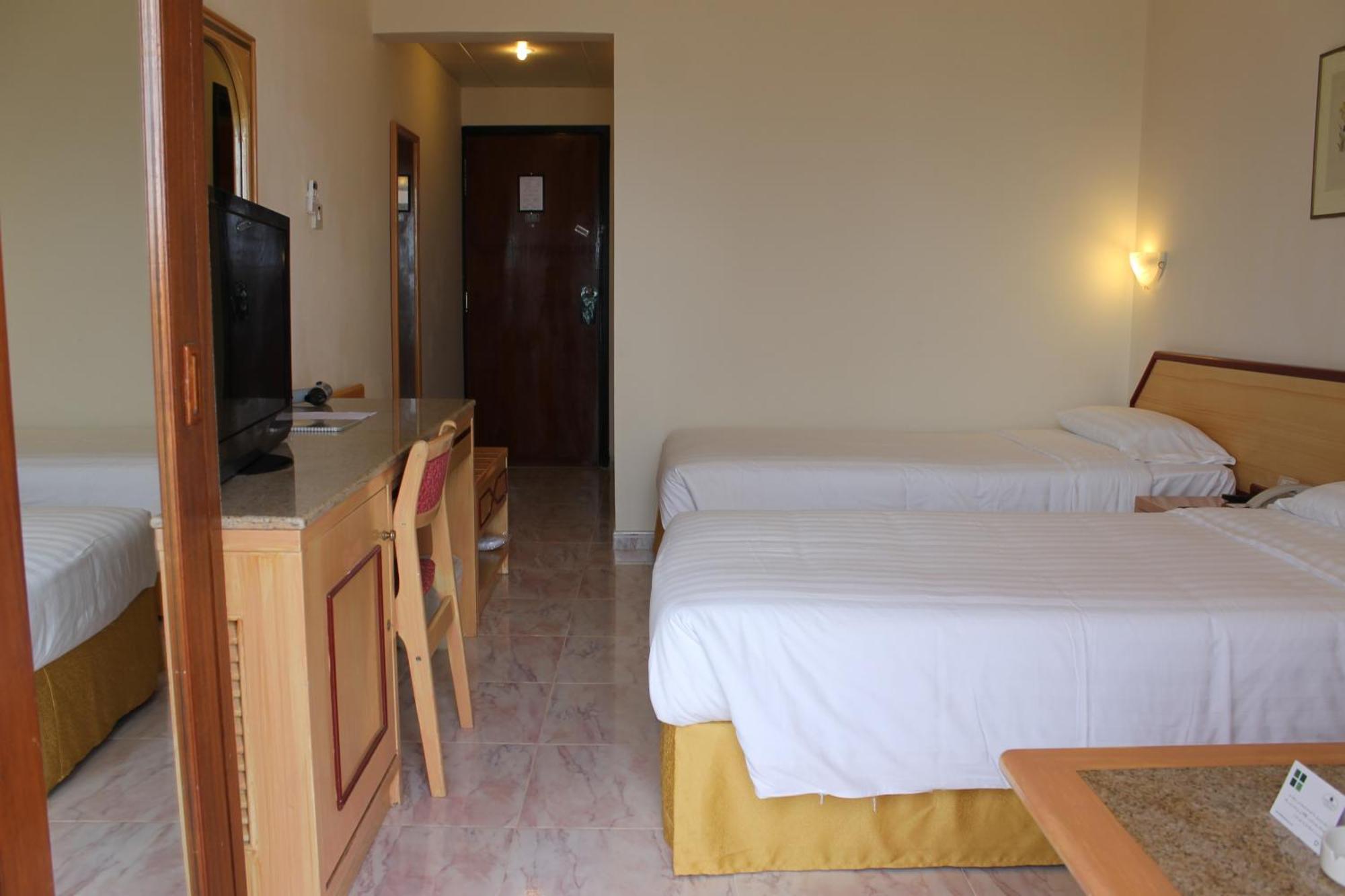 Standard Twin Room