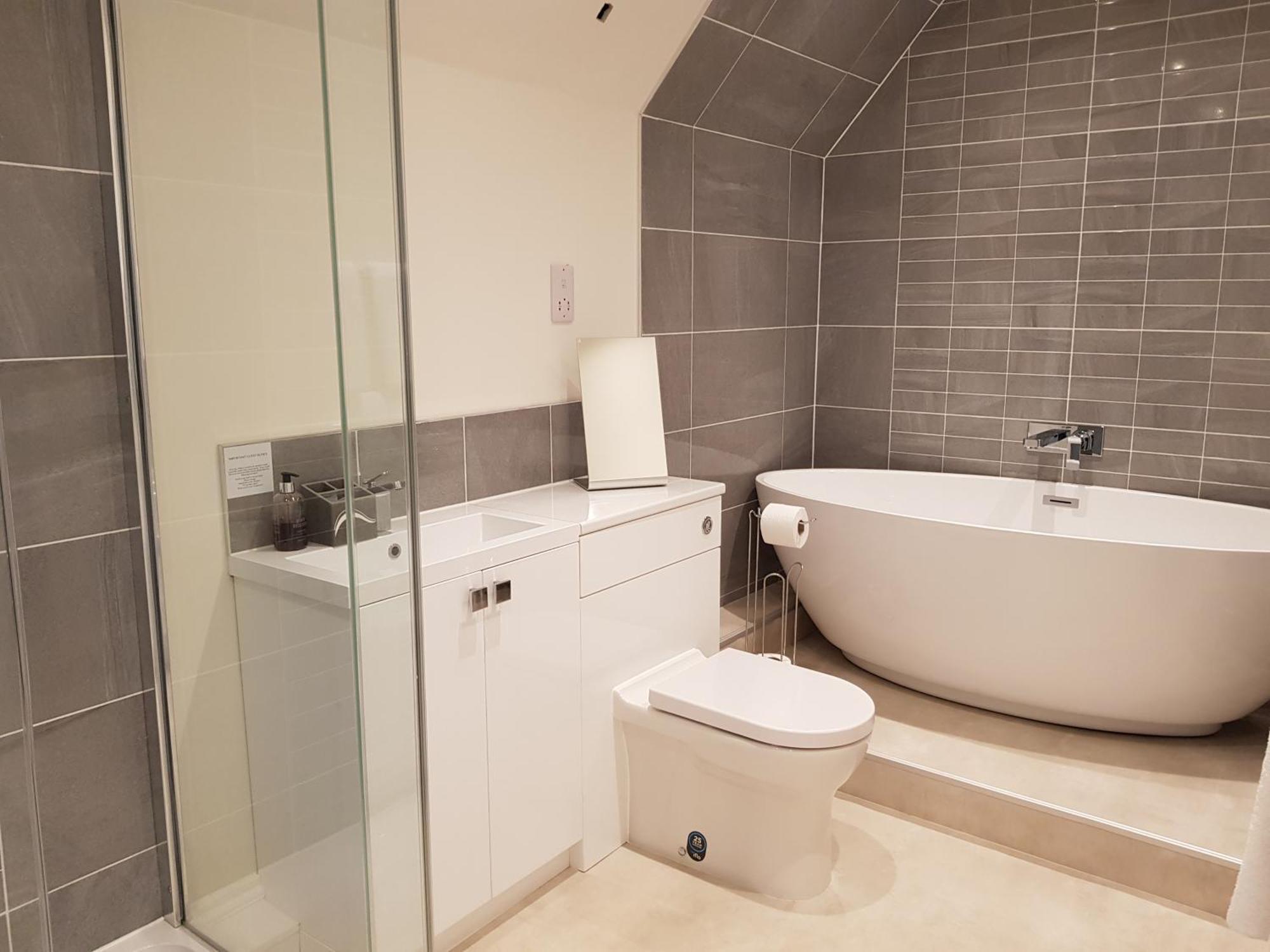 Twin Room with Private Bathroom