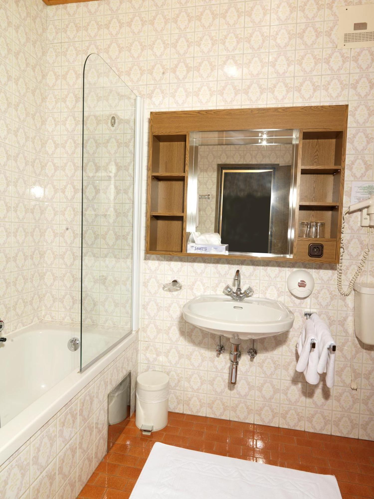 Quadruple Room,1769478901:JPEG