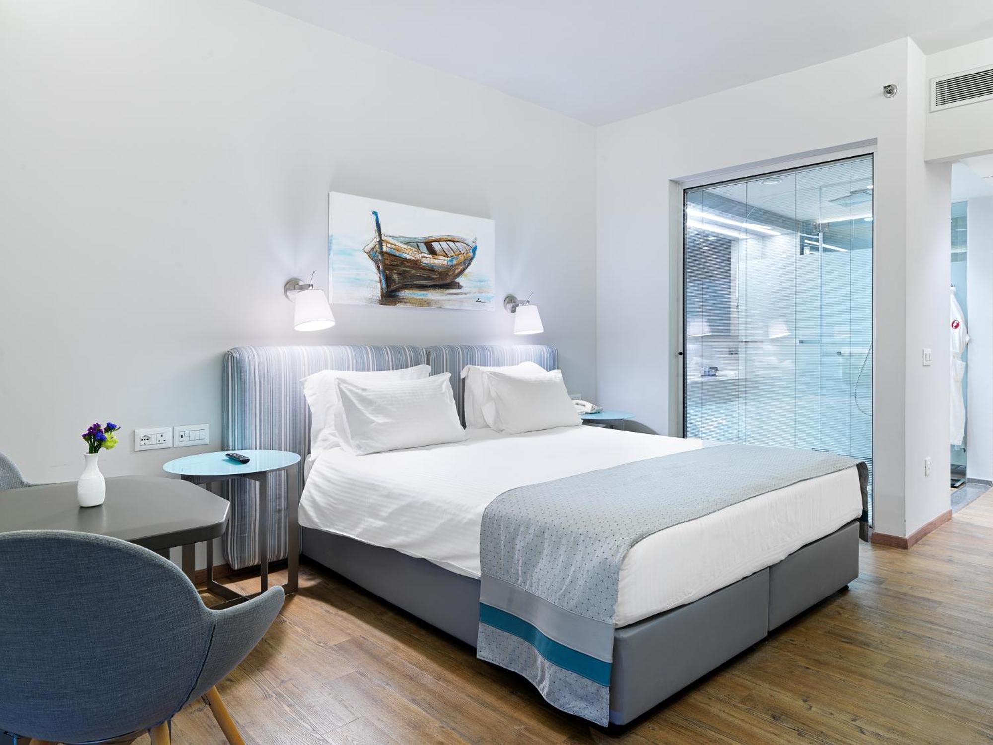 Imperial Front Sea & Marina View Room