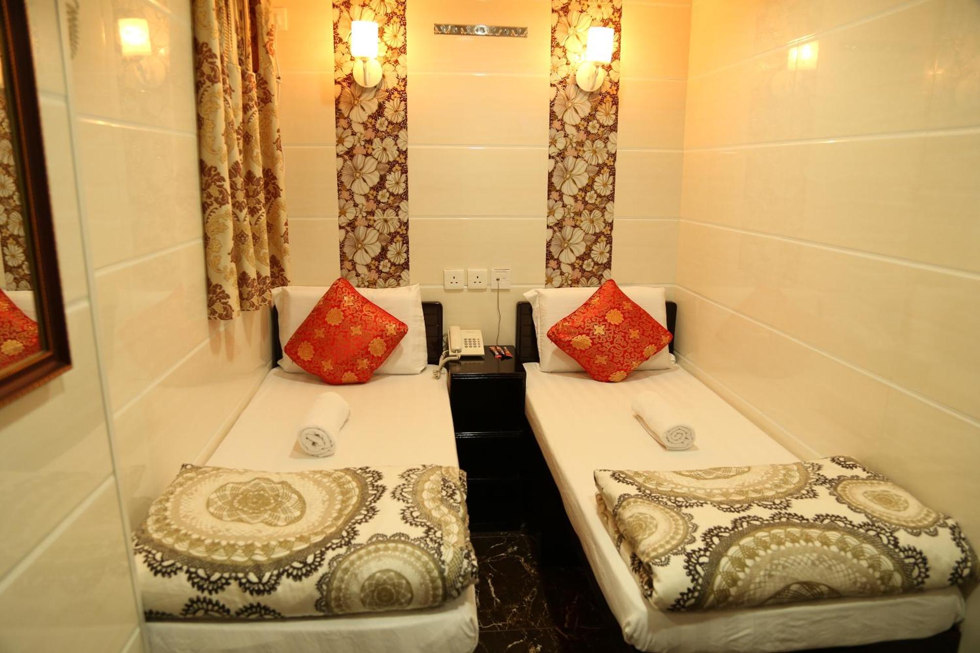 Twin Room