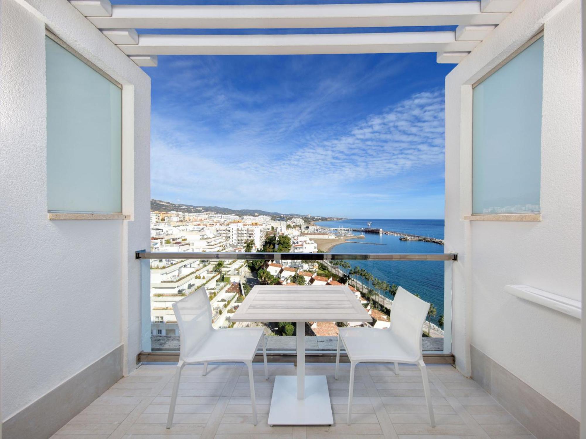 Make it Happen Extra Bed Side Sea View
