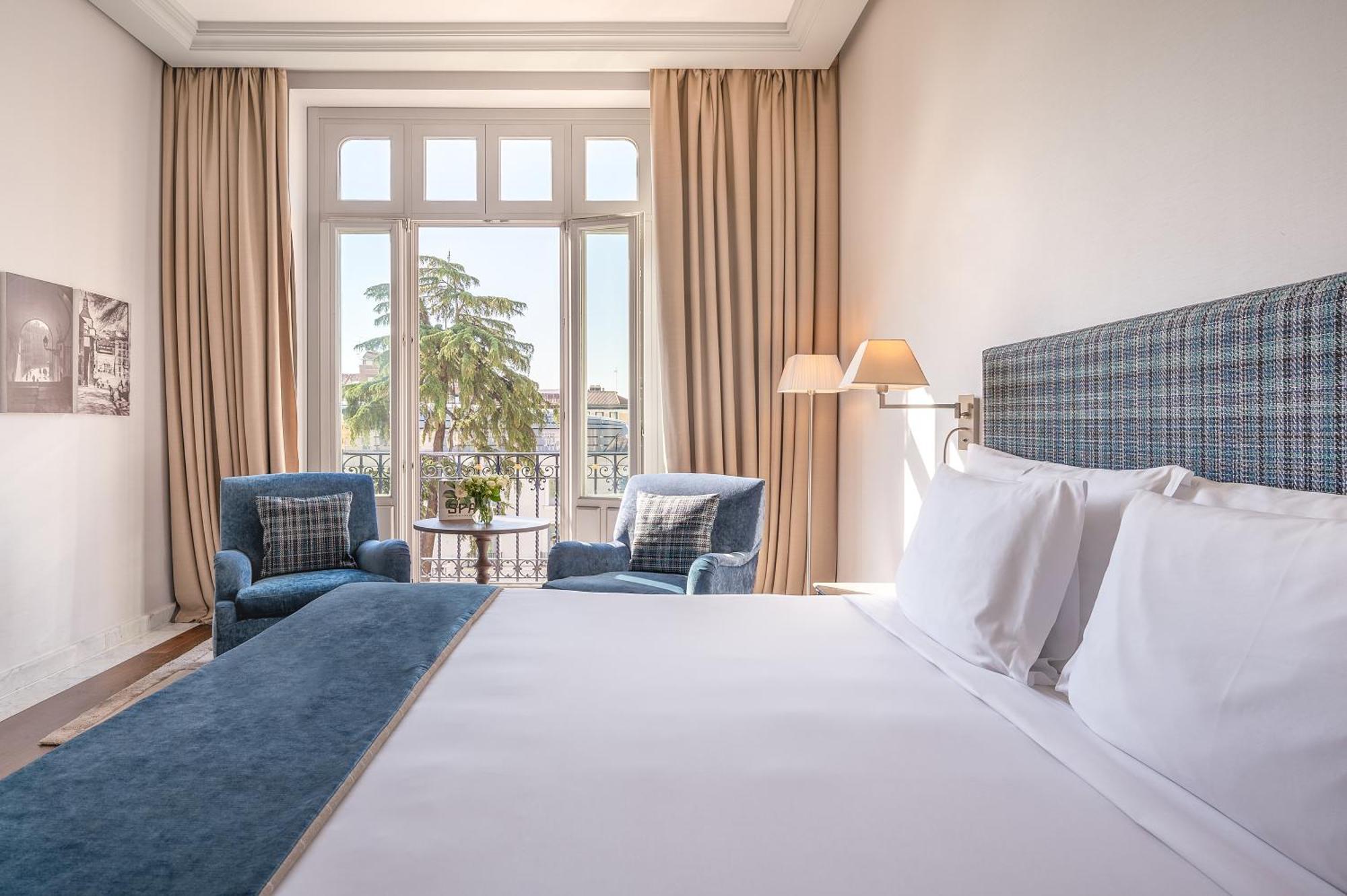 Deluxe Çift Kişilik veya İki Yataklı Oda - Bahçe Manzaralı