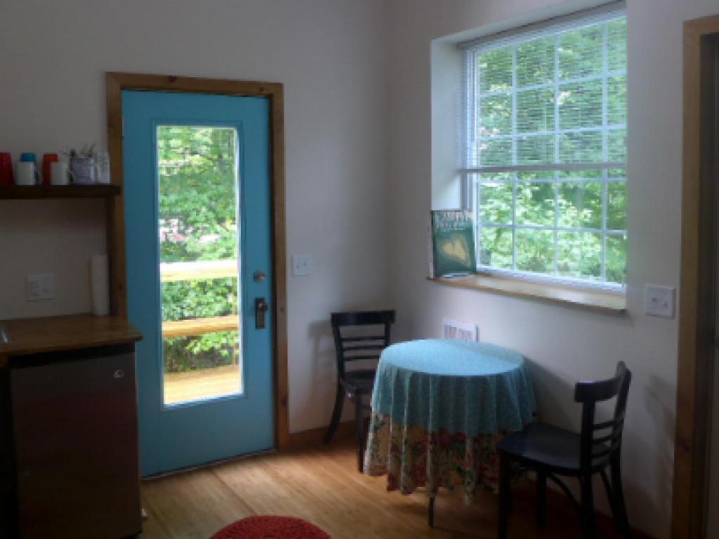 Studio with Garden View