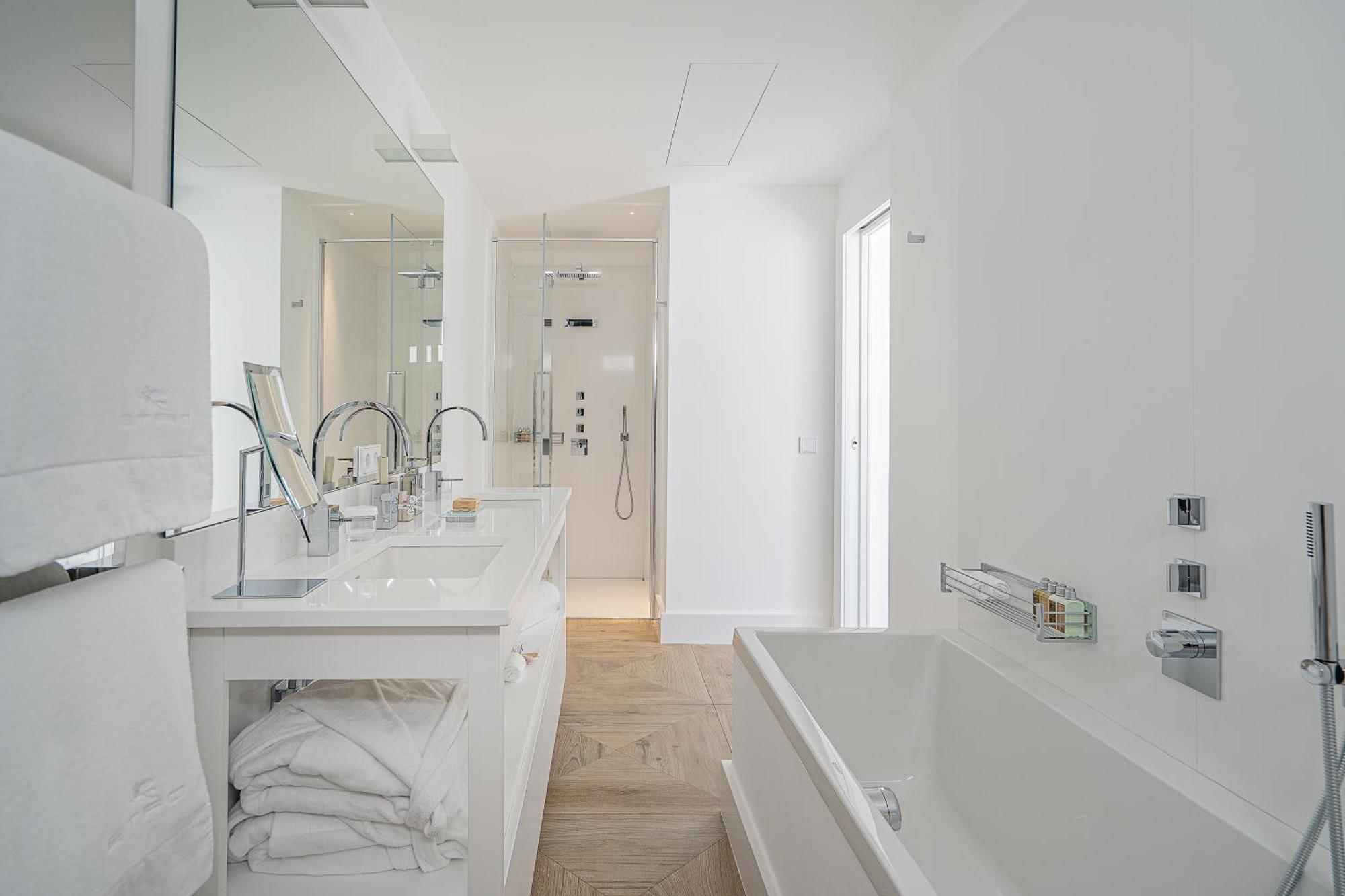 Chambre Double ou Lits Jumeaux Deluxe - Vue sur Mer