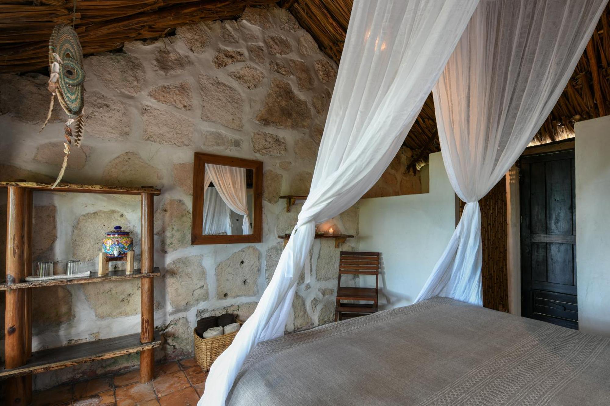 Ocean View Queen Bed Bungalow