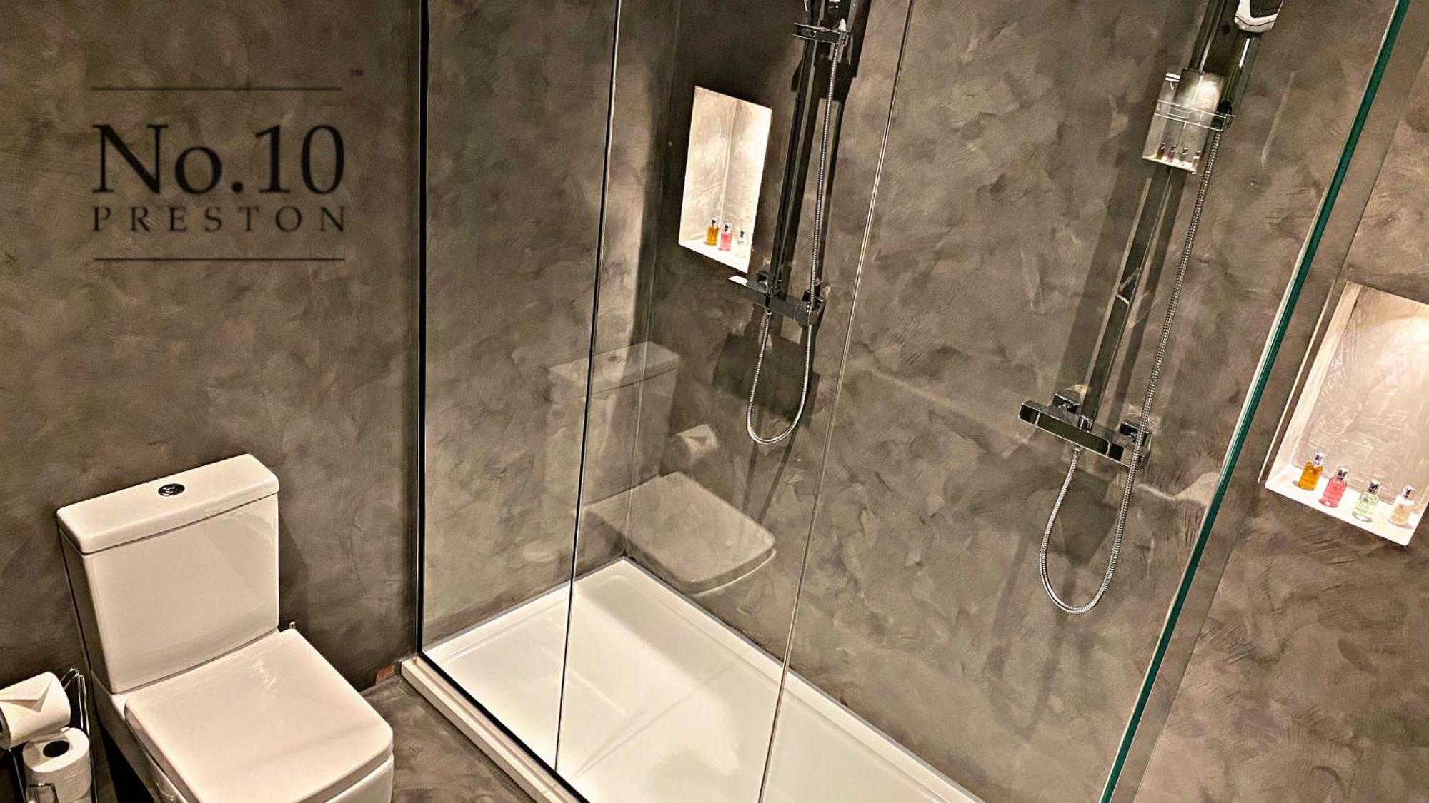 Two-Bedroom Apartment,1589437364:JPEG