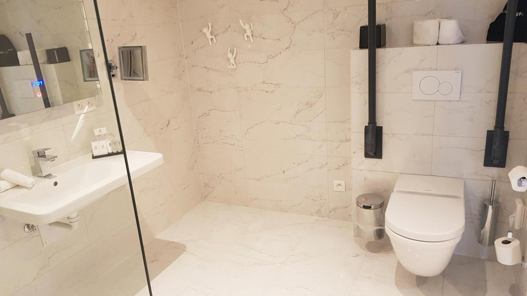 Junior Suite Disability Access Sea View