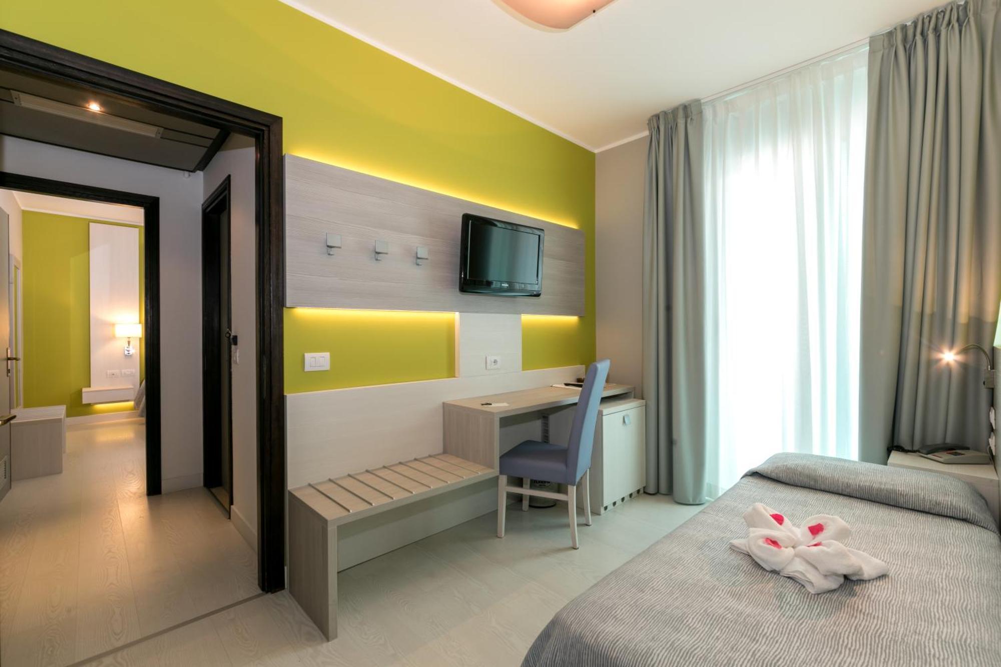 Comfort Single Room with Beach Package