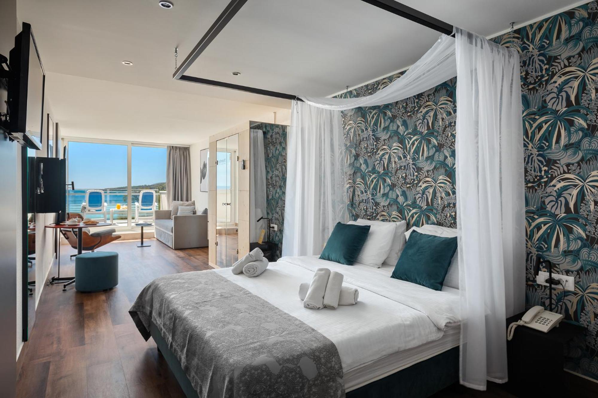 Junior Suite with Sauna