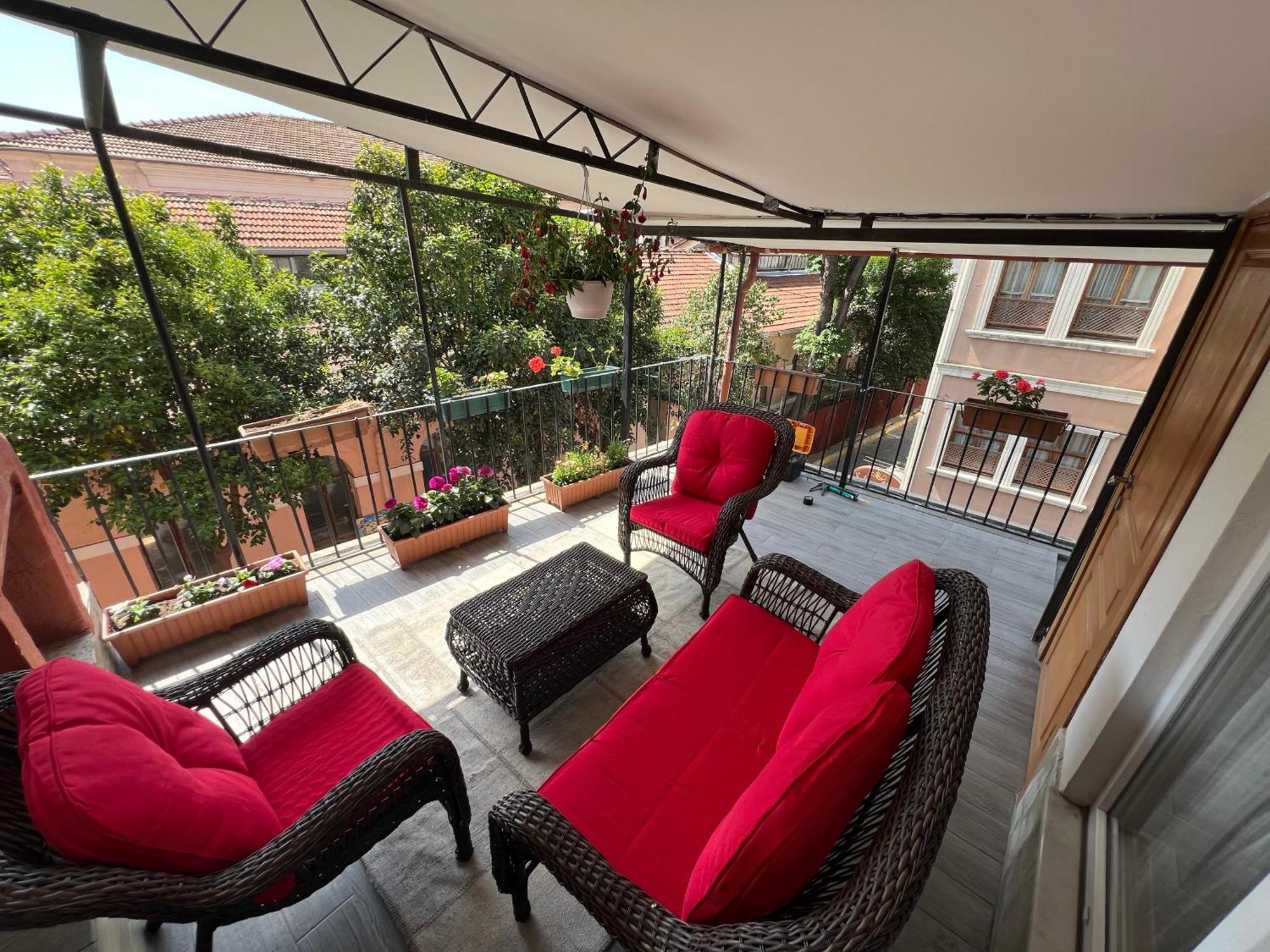 Suite Terrace,1209859792:JPEG