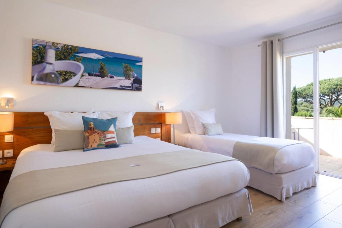 Chambre Triple avec Terrasse