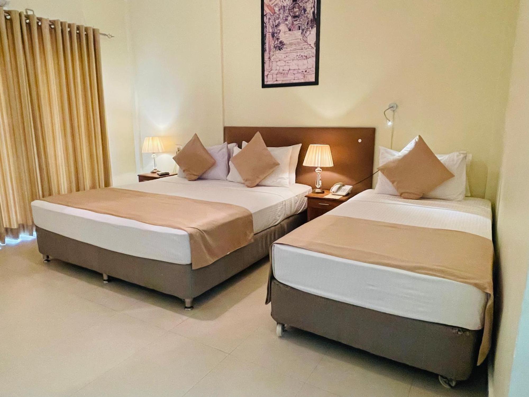 Deluxe Triple Room